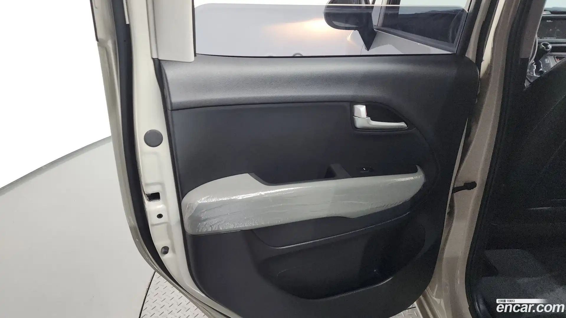 RAY Kia 2024.10-INNER-035