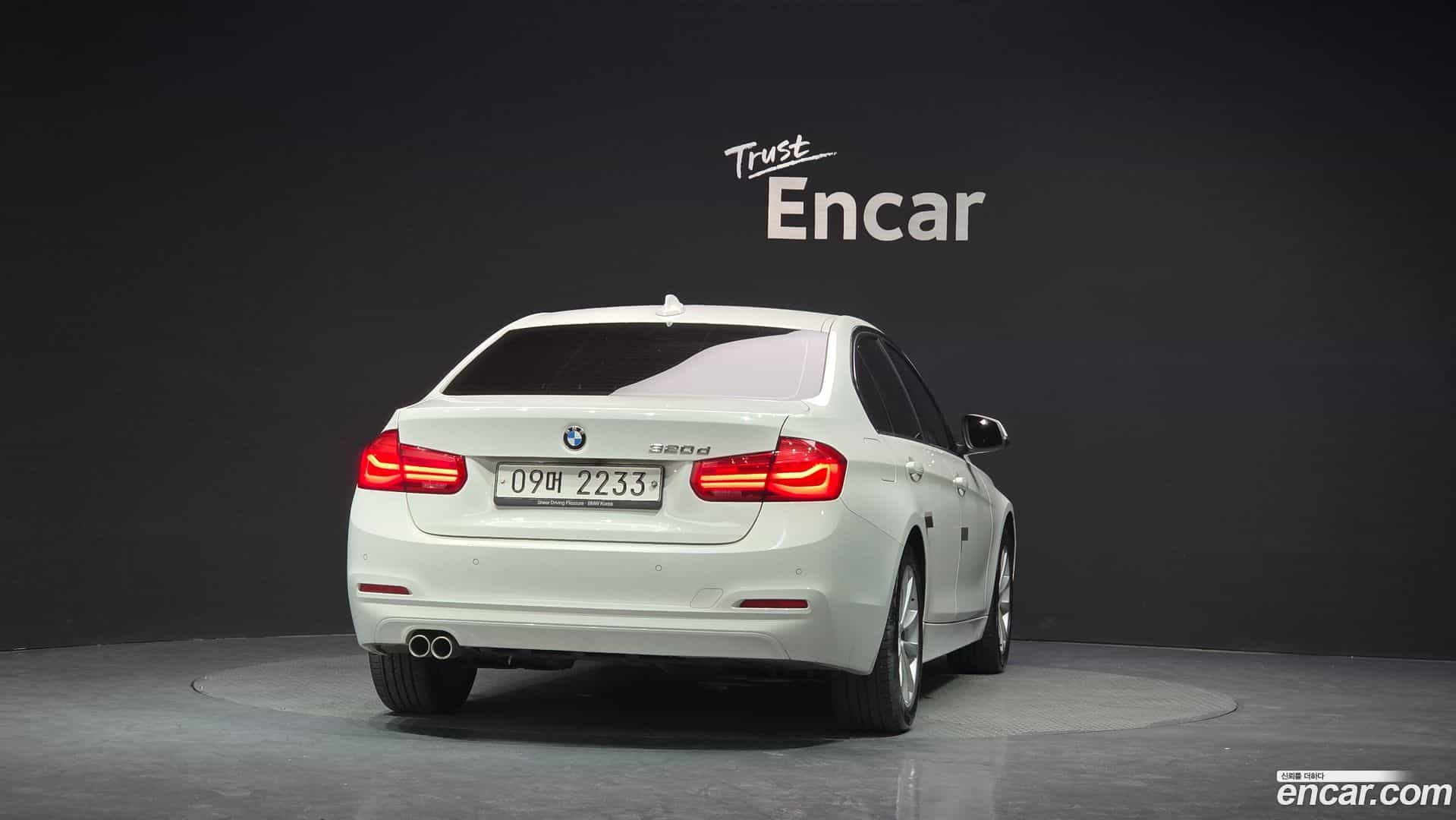 3-Series BMW 2018.1-OUTER-004