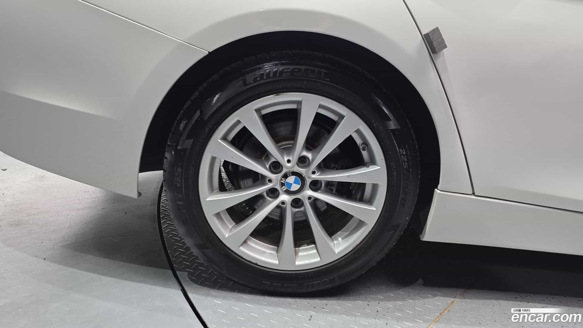 3-Series BMW 2018.1-OUTER-005