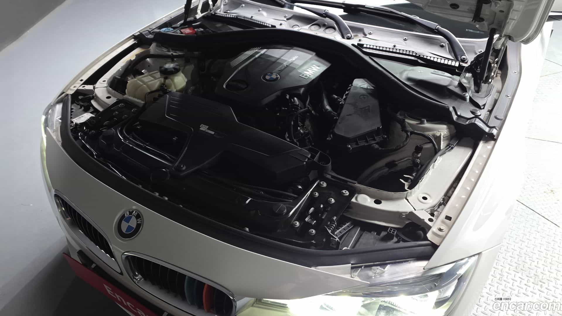 3-Series BMW 2018.1-OUTER-006