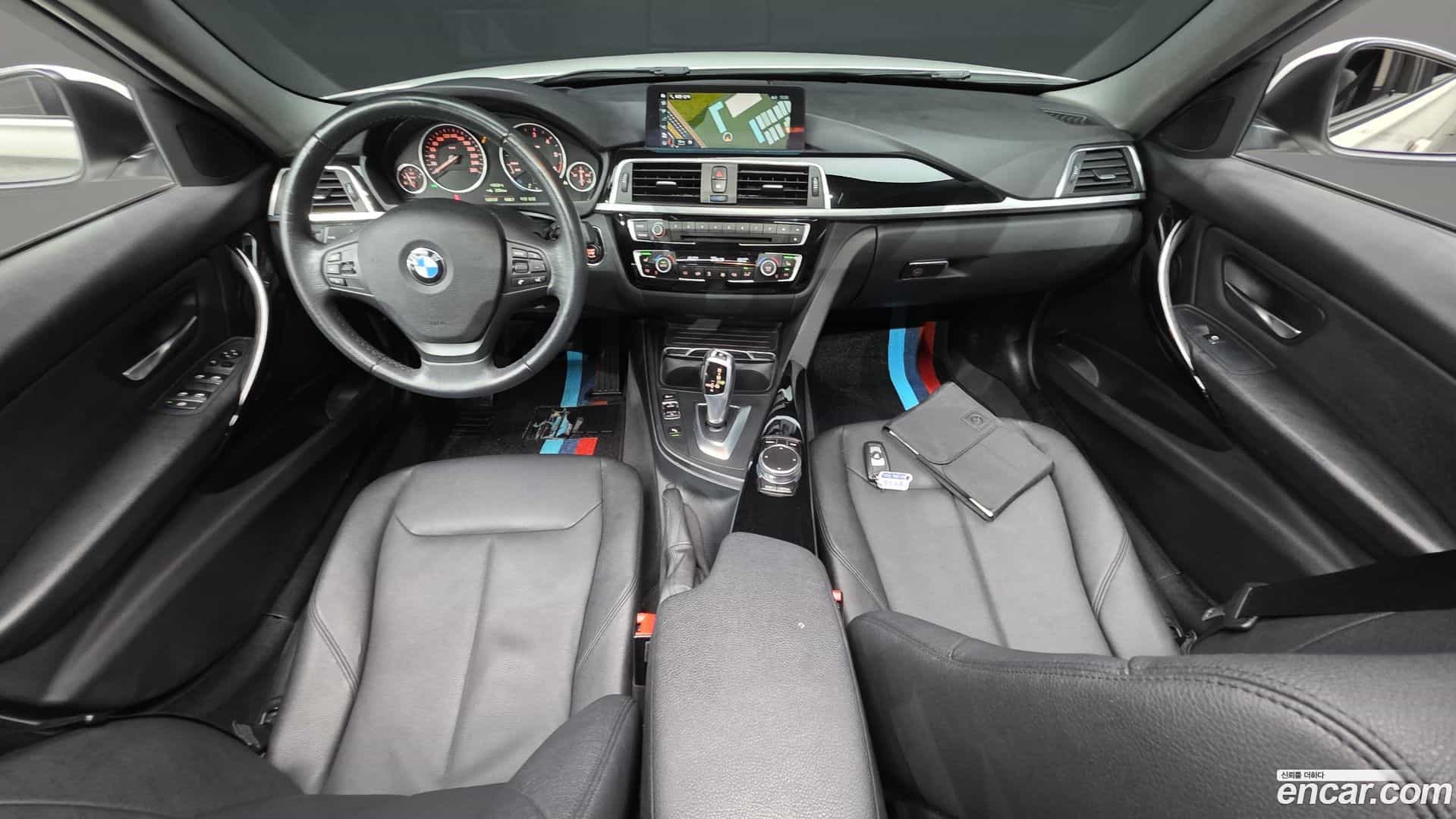 3-Series BMW 2018.1-INNER-007