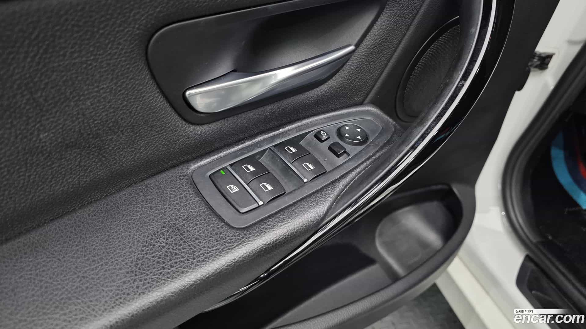 3-Series BMW 2018.1-OPTION-024