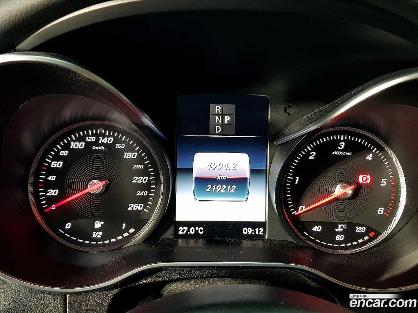 C-Class Mercedes-Benz 2017.6-INNER-007