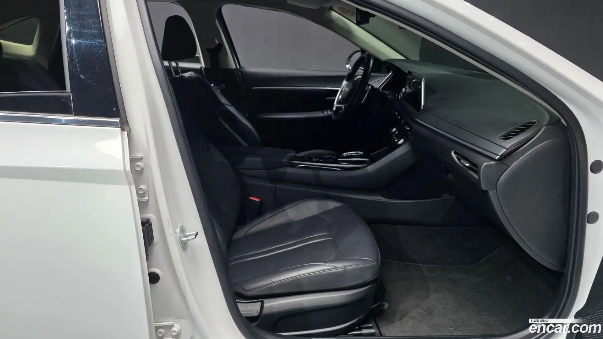 Sonata Hyundai 2022.6-OPTION-015