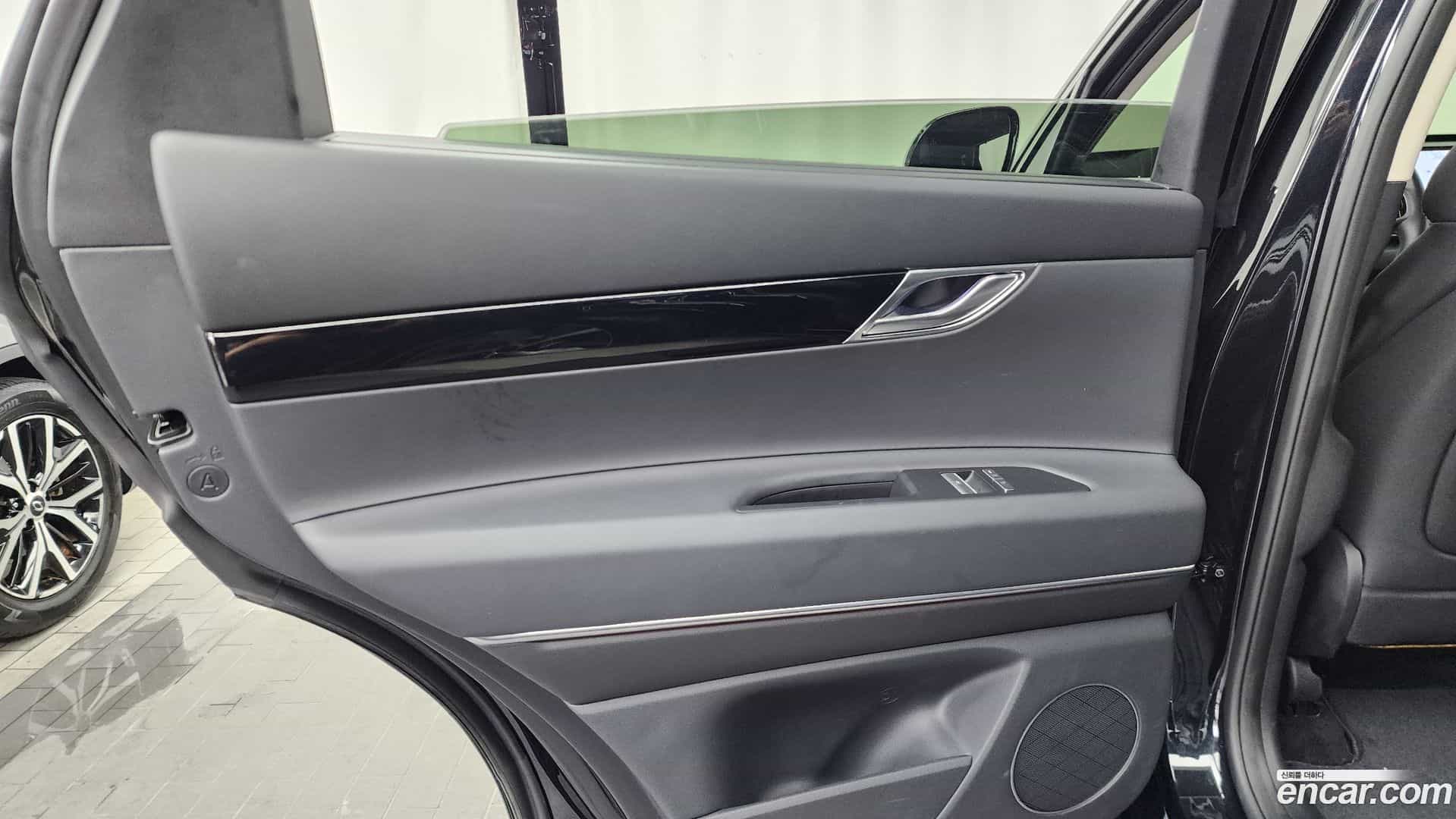GV80 Genesis 2025.9-INNER-035