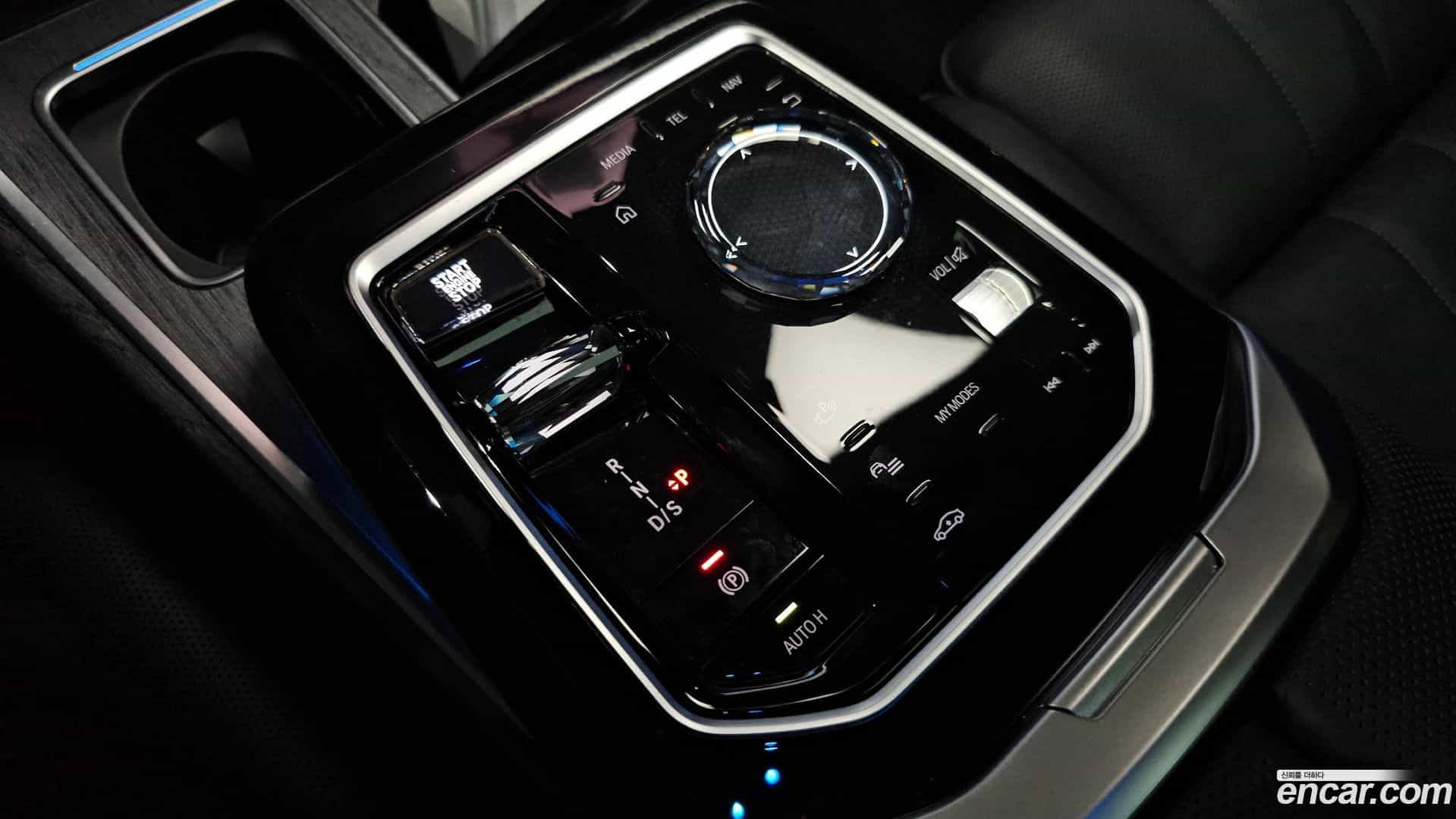 7-Series BMW 2023.11-INNER-009