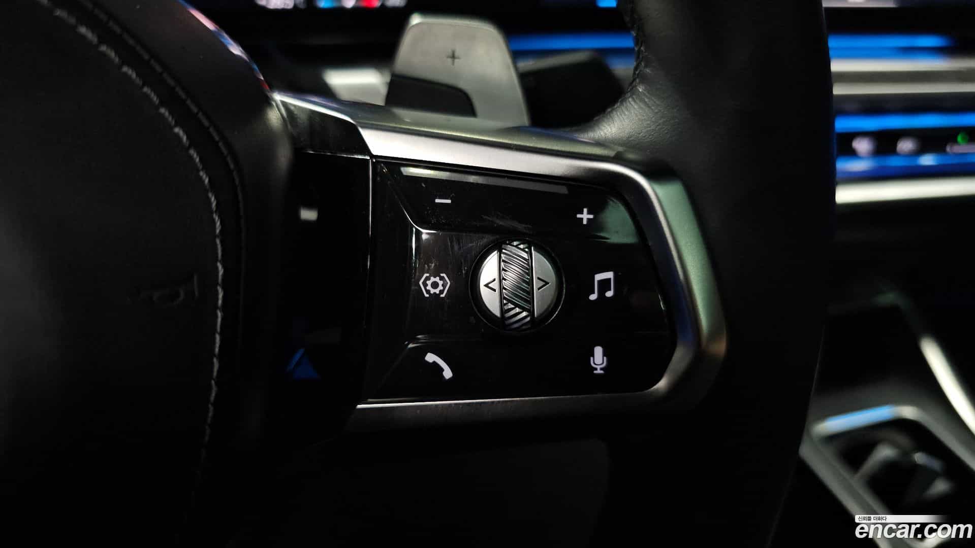 7-Series BMW 2023.11-OPTION-043