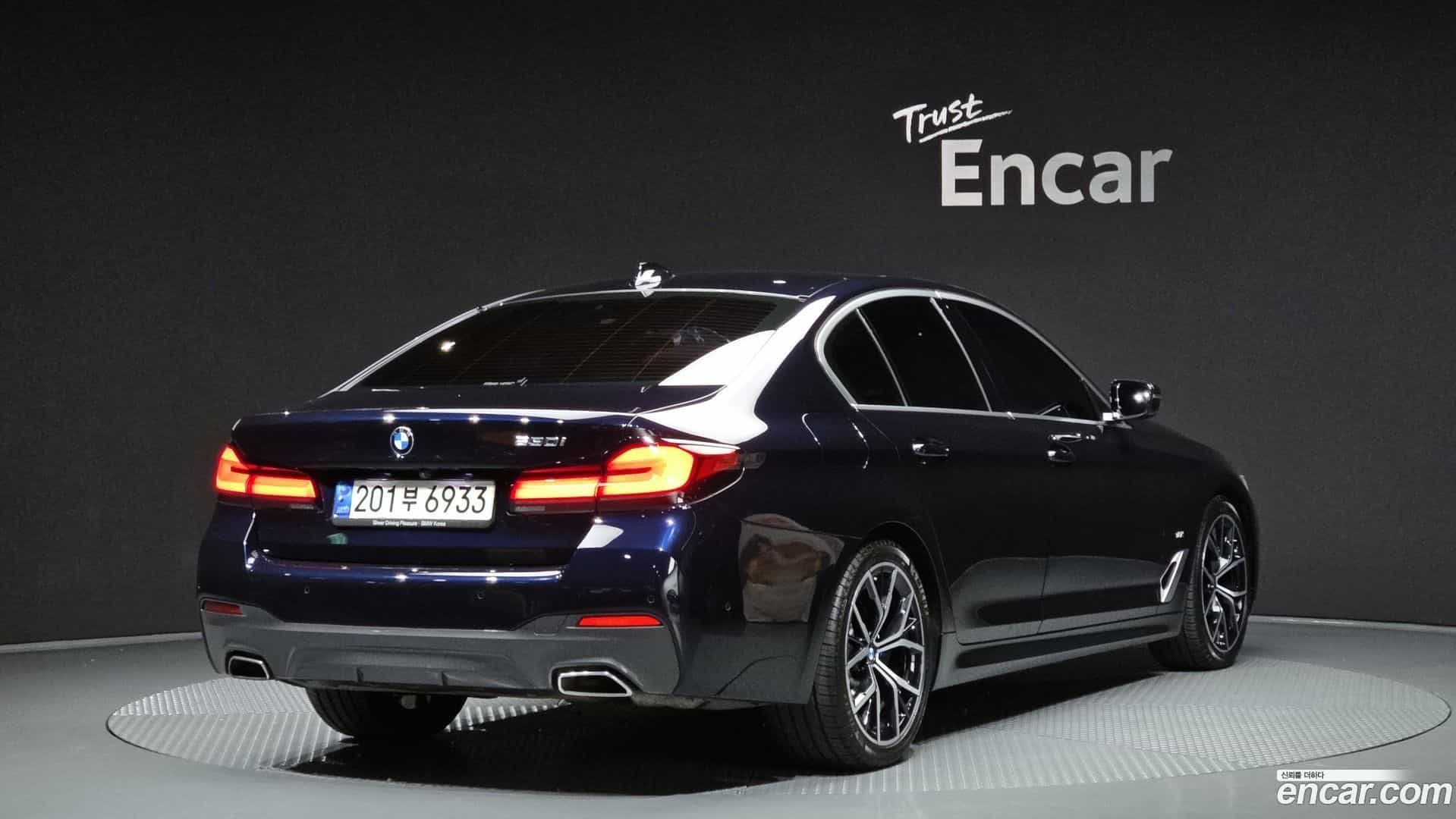 5-Series BMW 2021.1-OUTER-002
