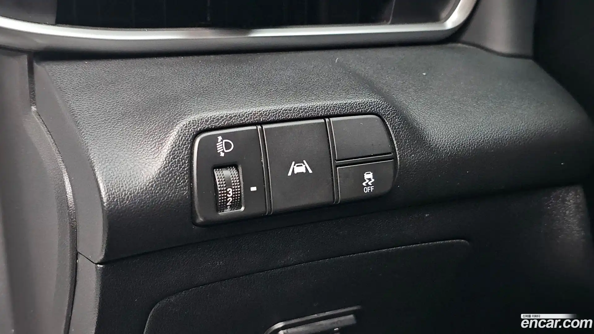 AVANTE Hyundai 2021.7-OPTION-018