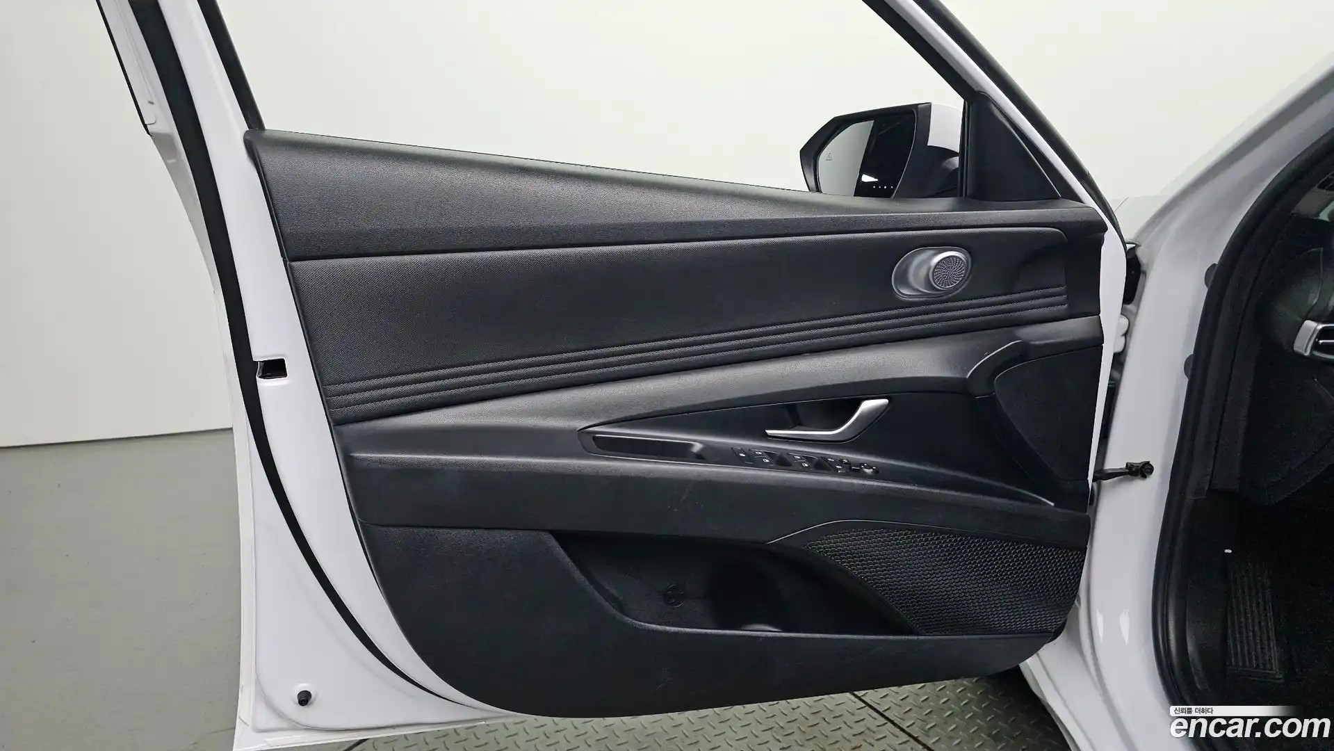 AVANTE Hyundai 2021.7-INNER-034