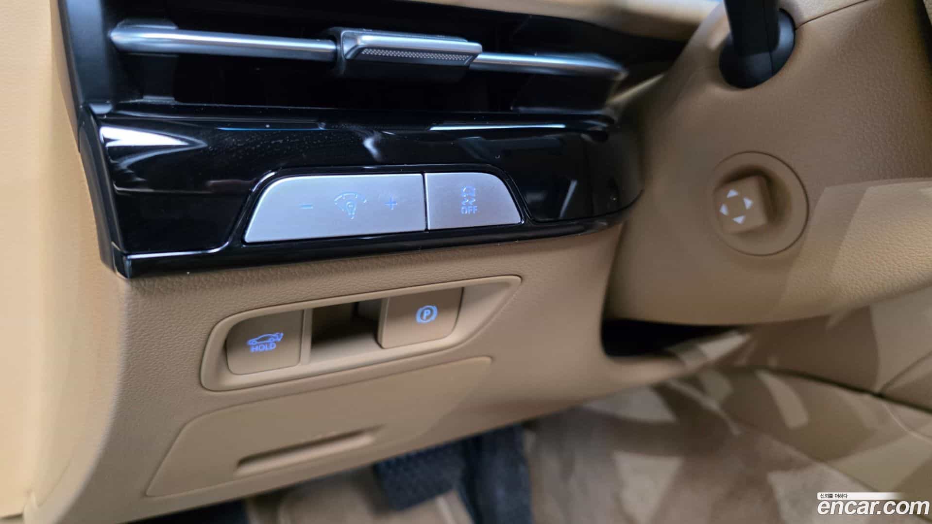 G80 Genesis 2024.1-OPTION-021