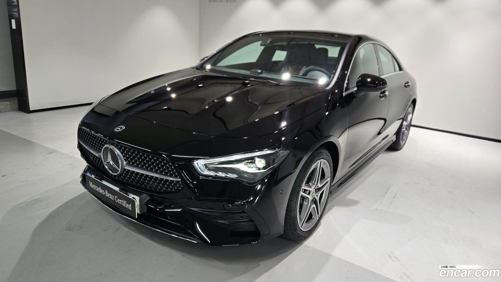Main__Slider__Photo:CLA-Class Mercedes-Benz 2025.9-0