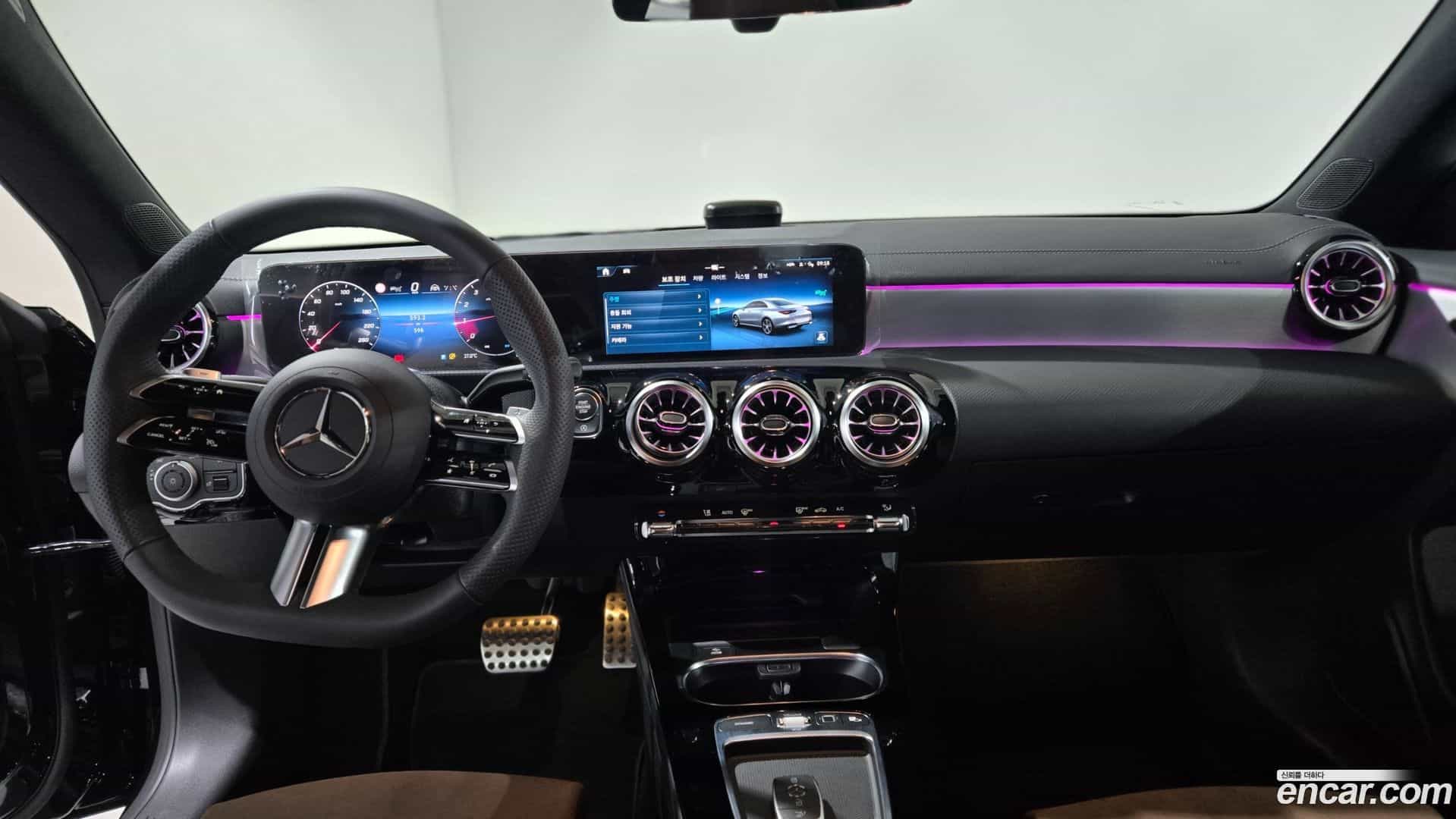CLA-Class Mercedes-Benz 2025.9-OPTION-021