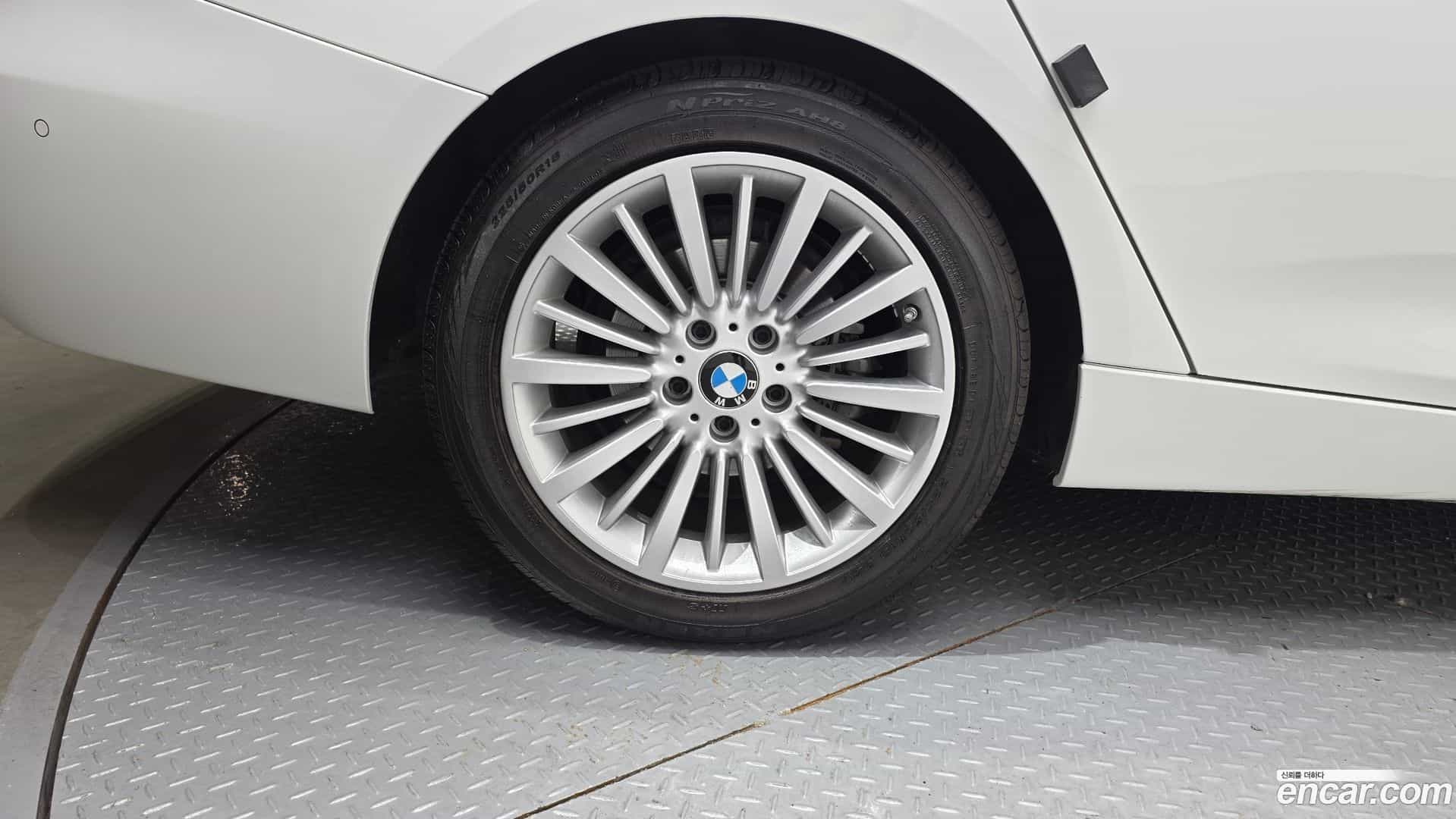 Gran Turismo BMW 2018.3-OUTER-005