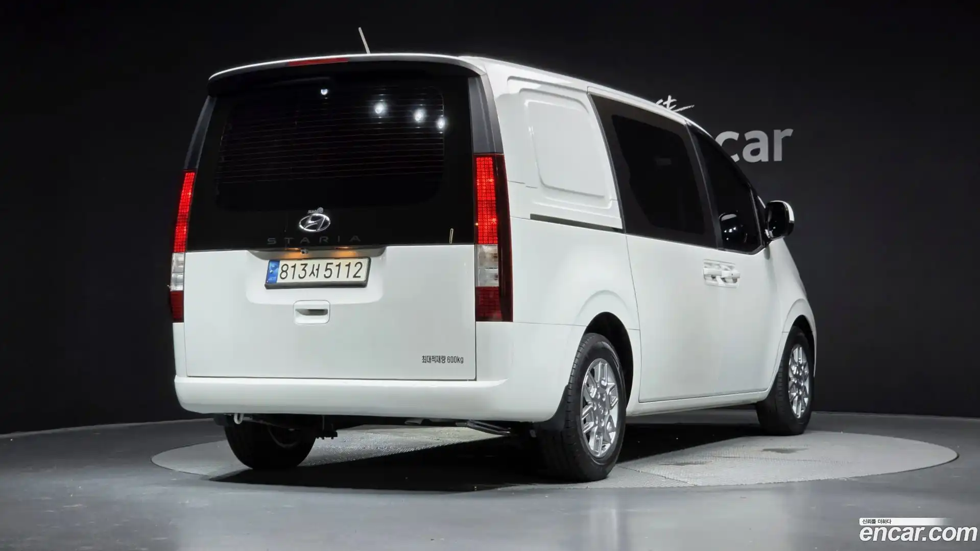 Staria Hyundai 2022.0-OUTER-002