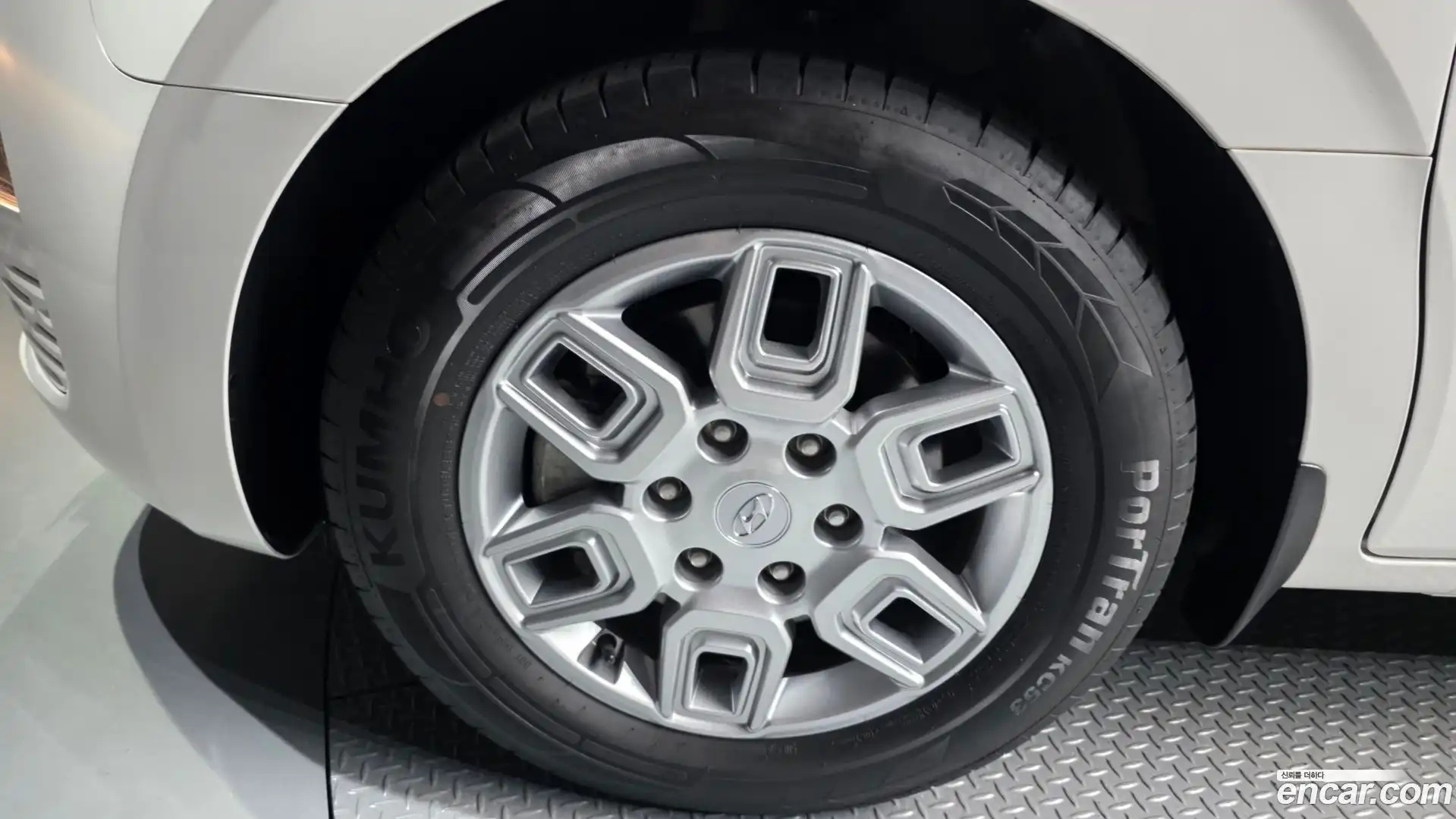 Staria Hyundai 2022.0-OUTER-005