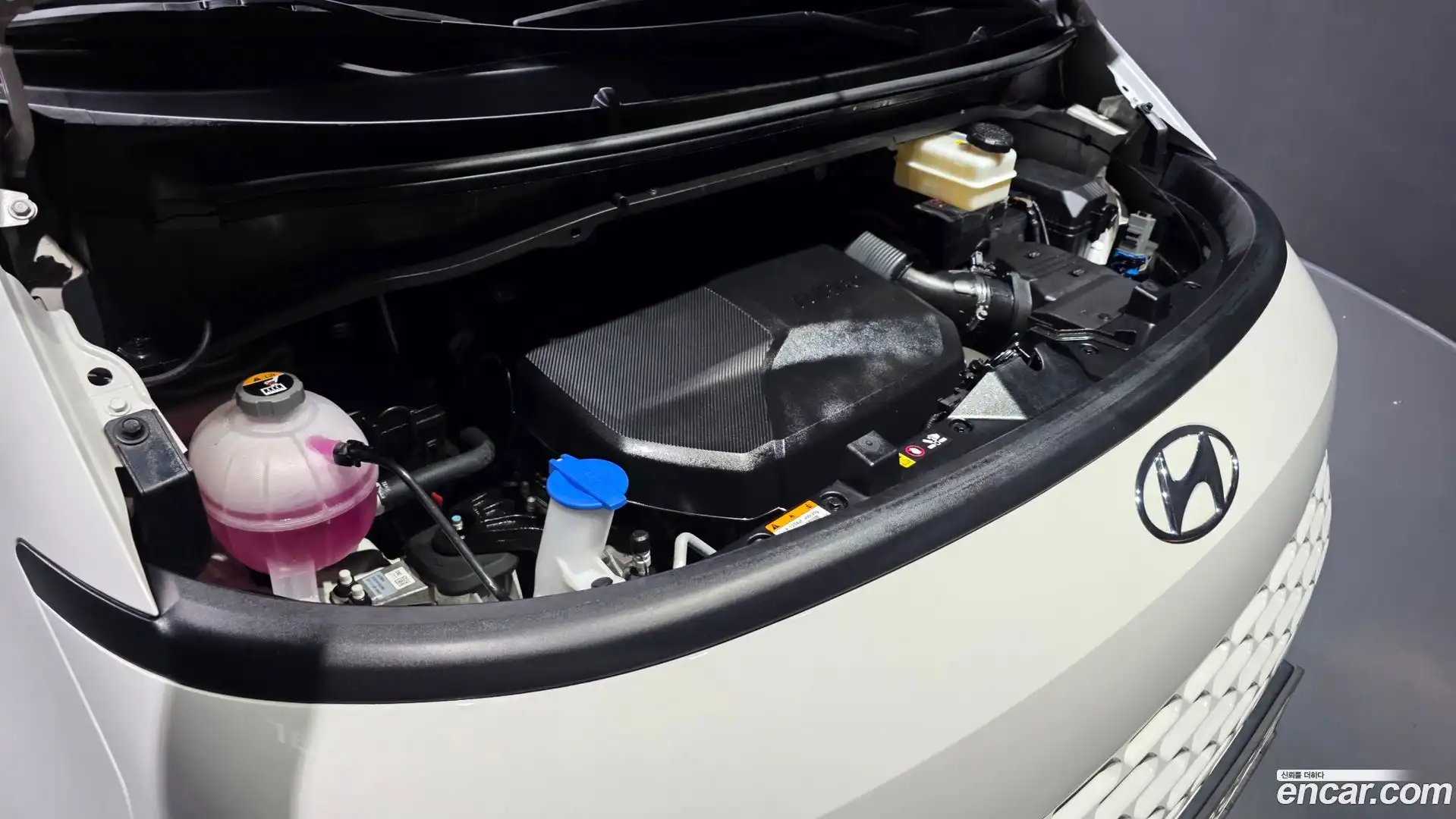 Staria Hyundai 2022.0-OUTER-006