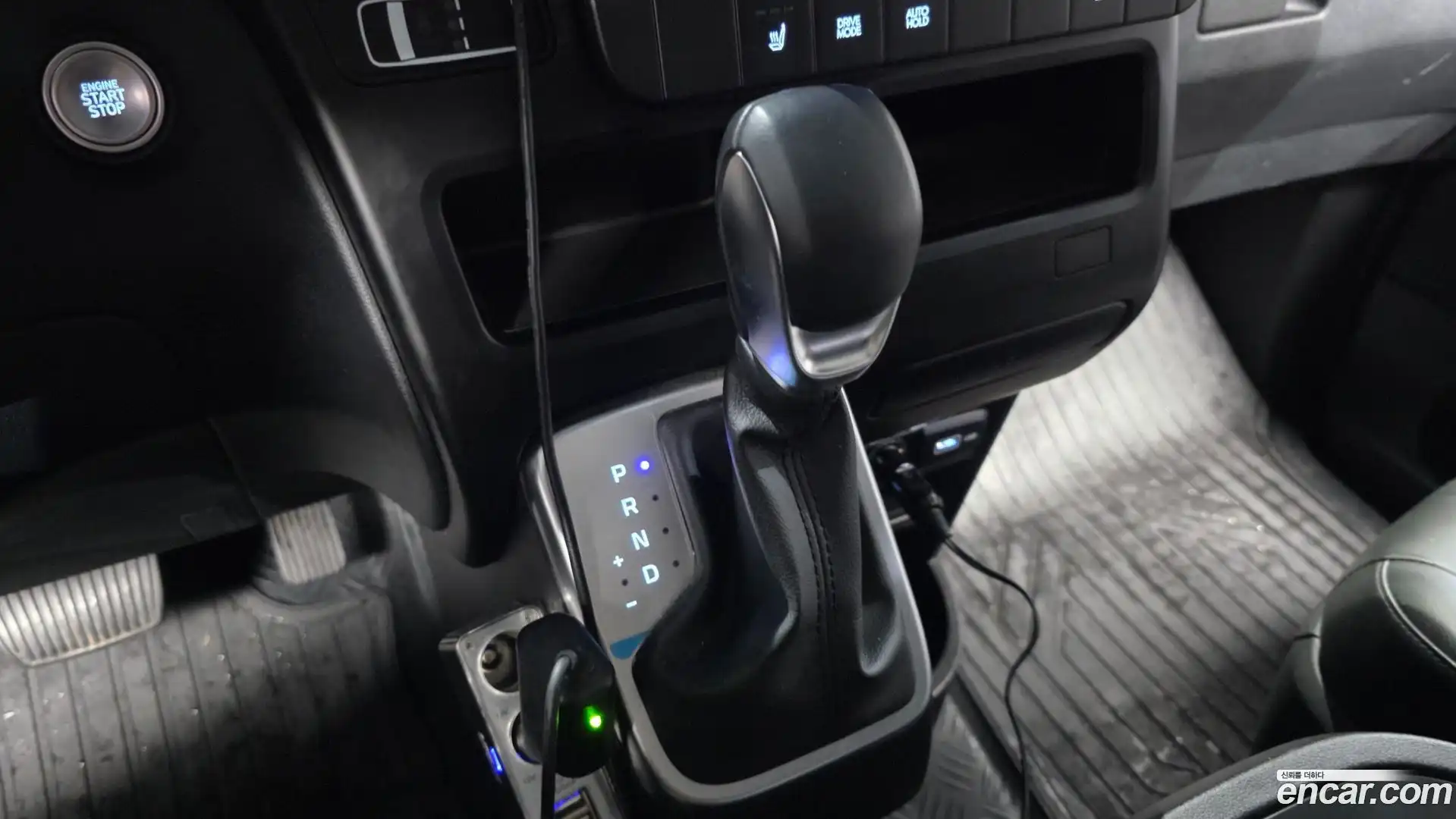 Staria Hyundai 2022.0-INNER-009