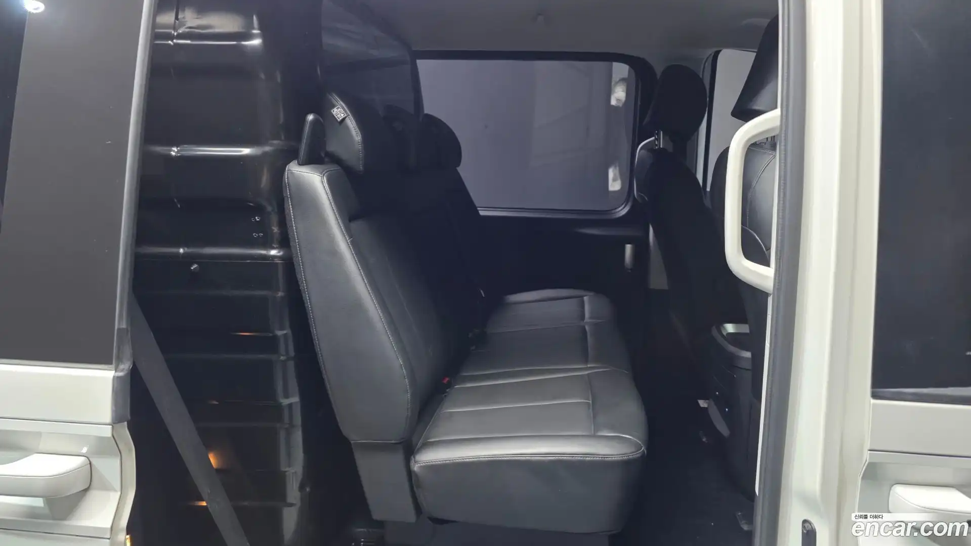 Staria Hyundai 2022.0-OPTION-016