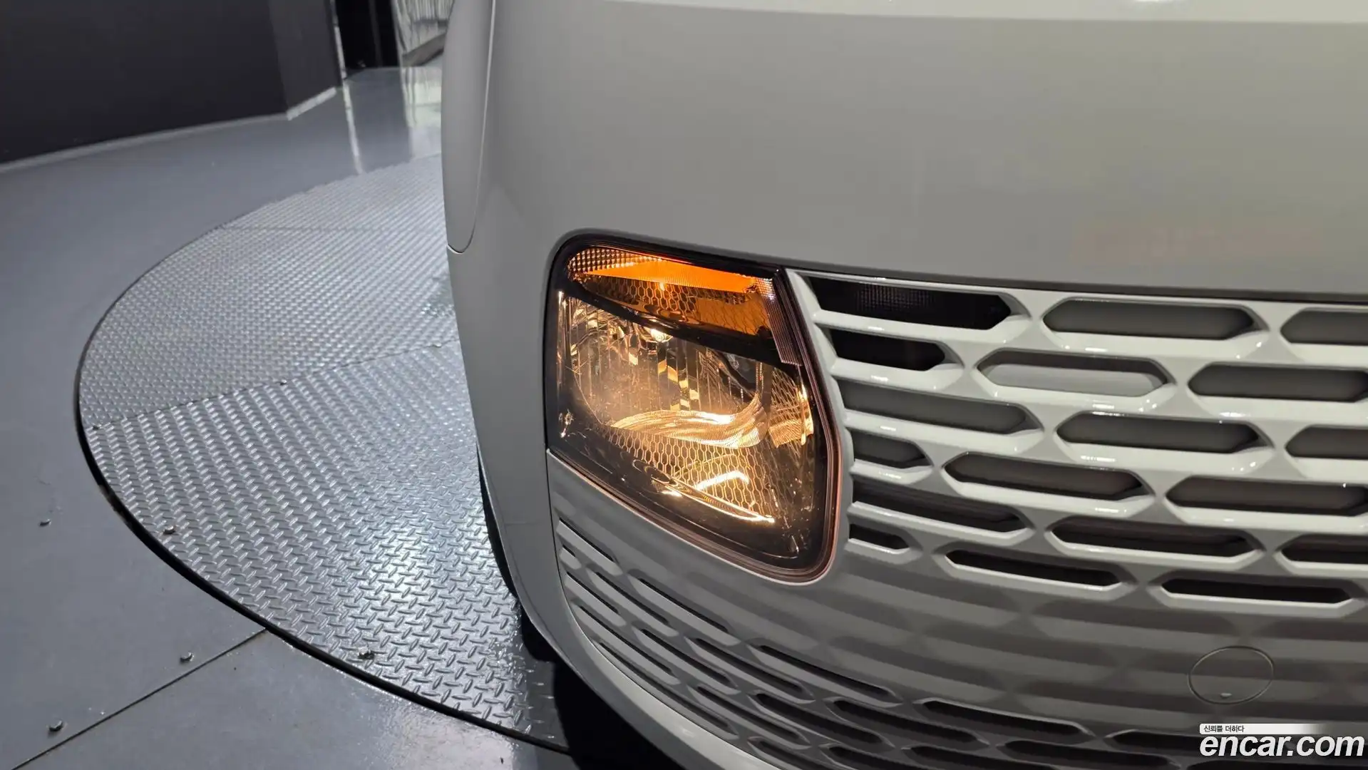Staria Hyundai 2022.0-OUTER-032