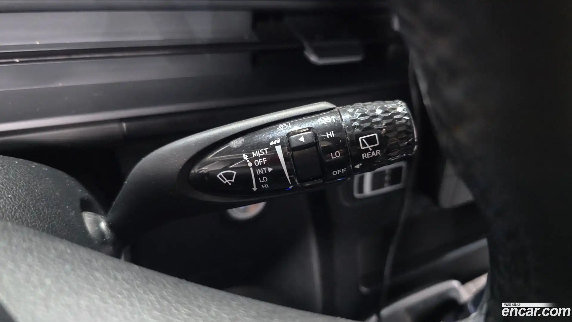 Staria Hyundai 2022.0-OPTION-042