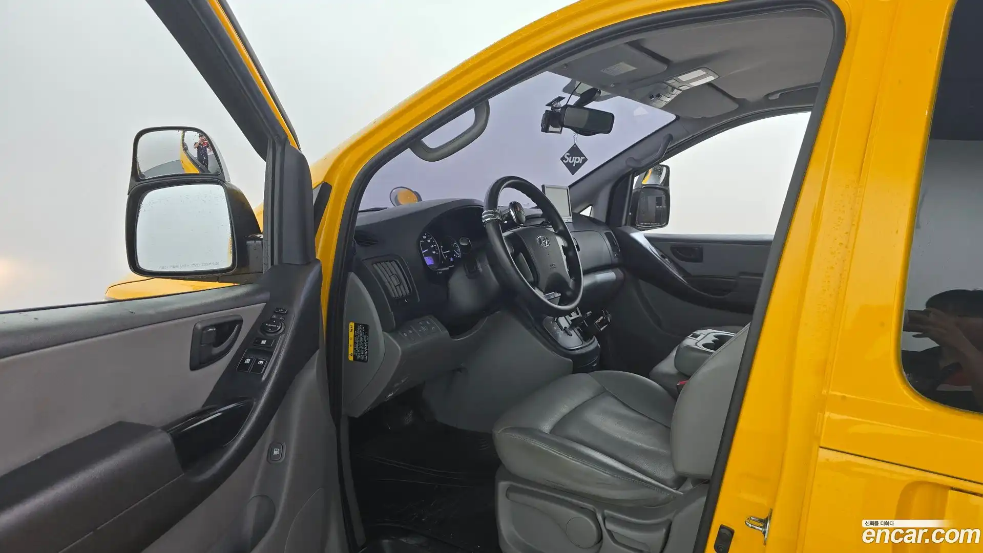 Starex Hyundai 2019.3-INNER-010
