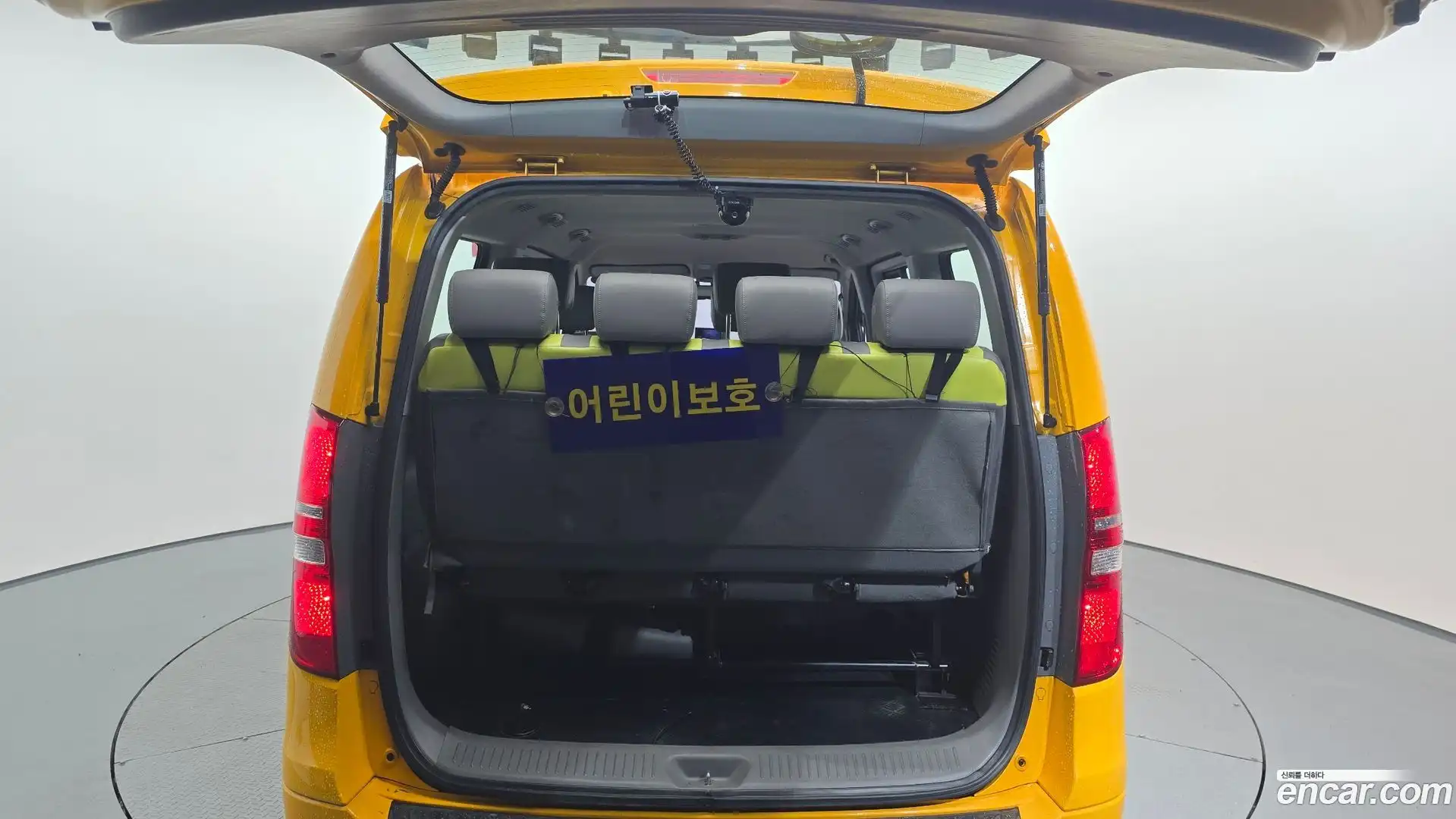 Starex Hyundai 2019.3-OPTION-019