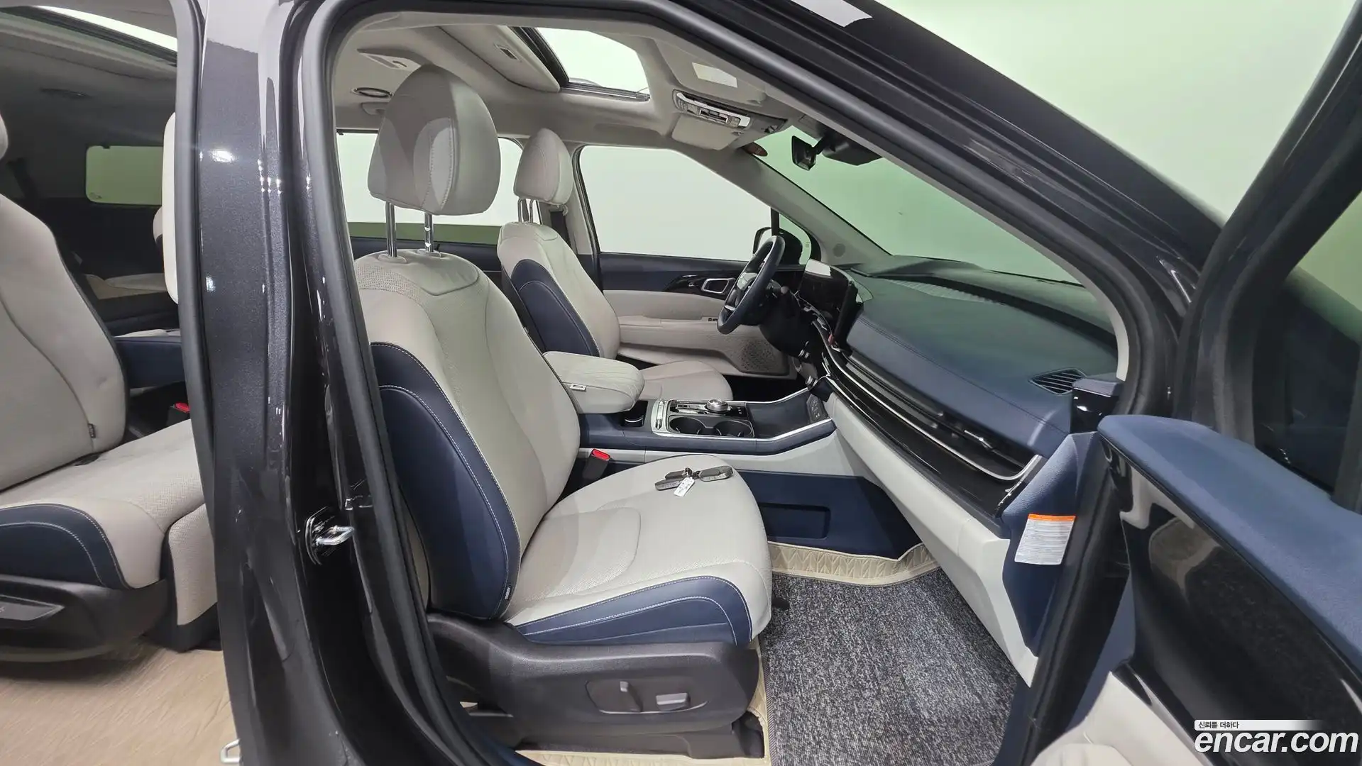 Canival Kia 2025.1-INNER-036