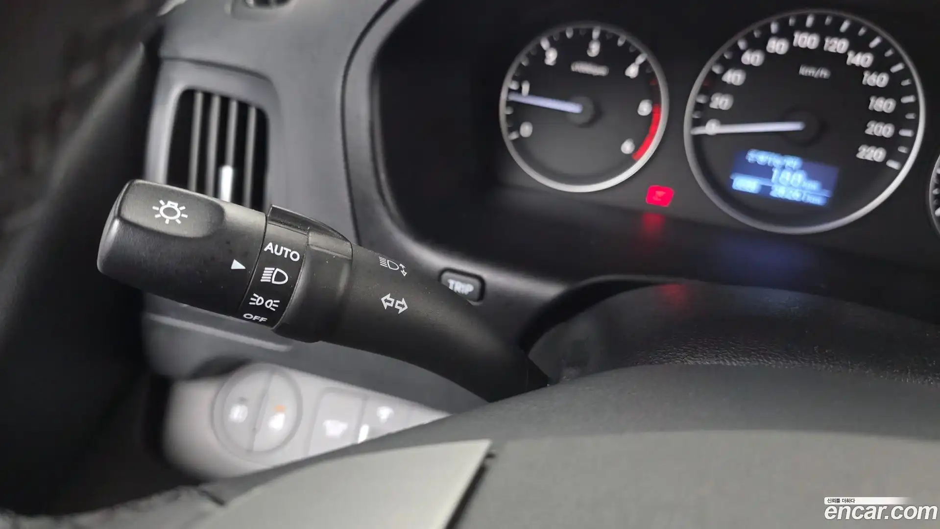 Starex Hyundai 2020.1-OPTION-020
