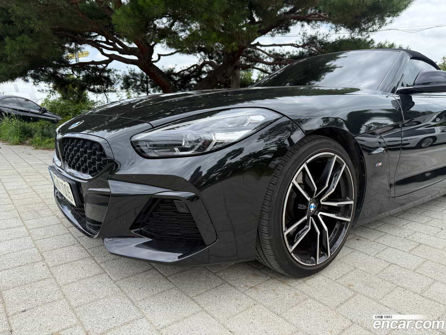 Z4 BMW 2021.9-OUTER-001