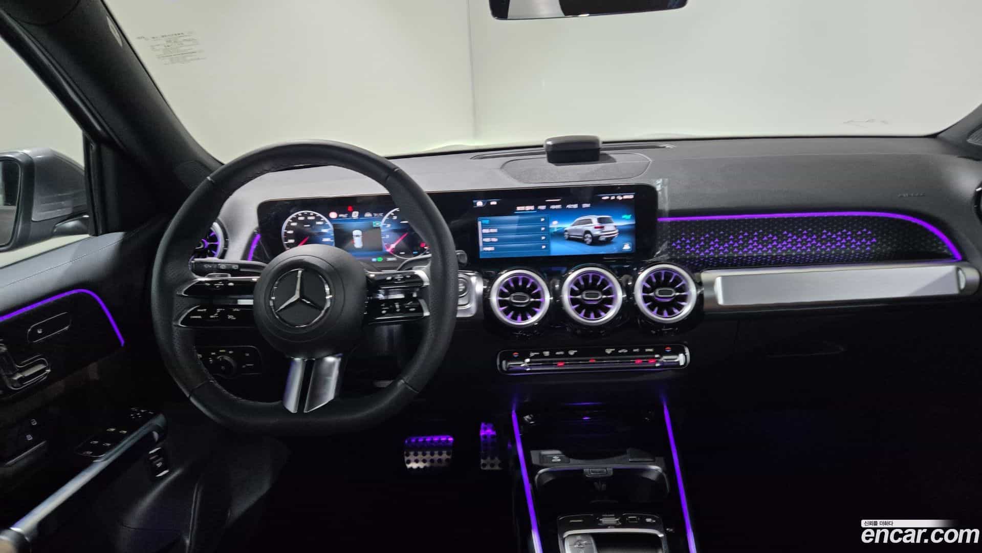 GLB-Class Mercedes-Benz 2025.10-OPTION-021