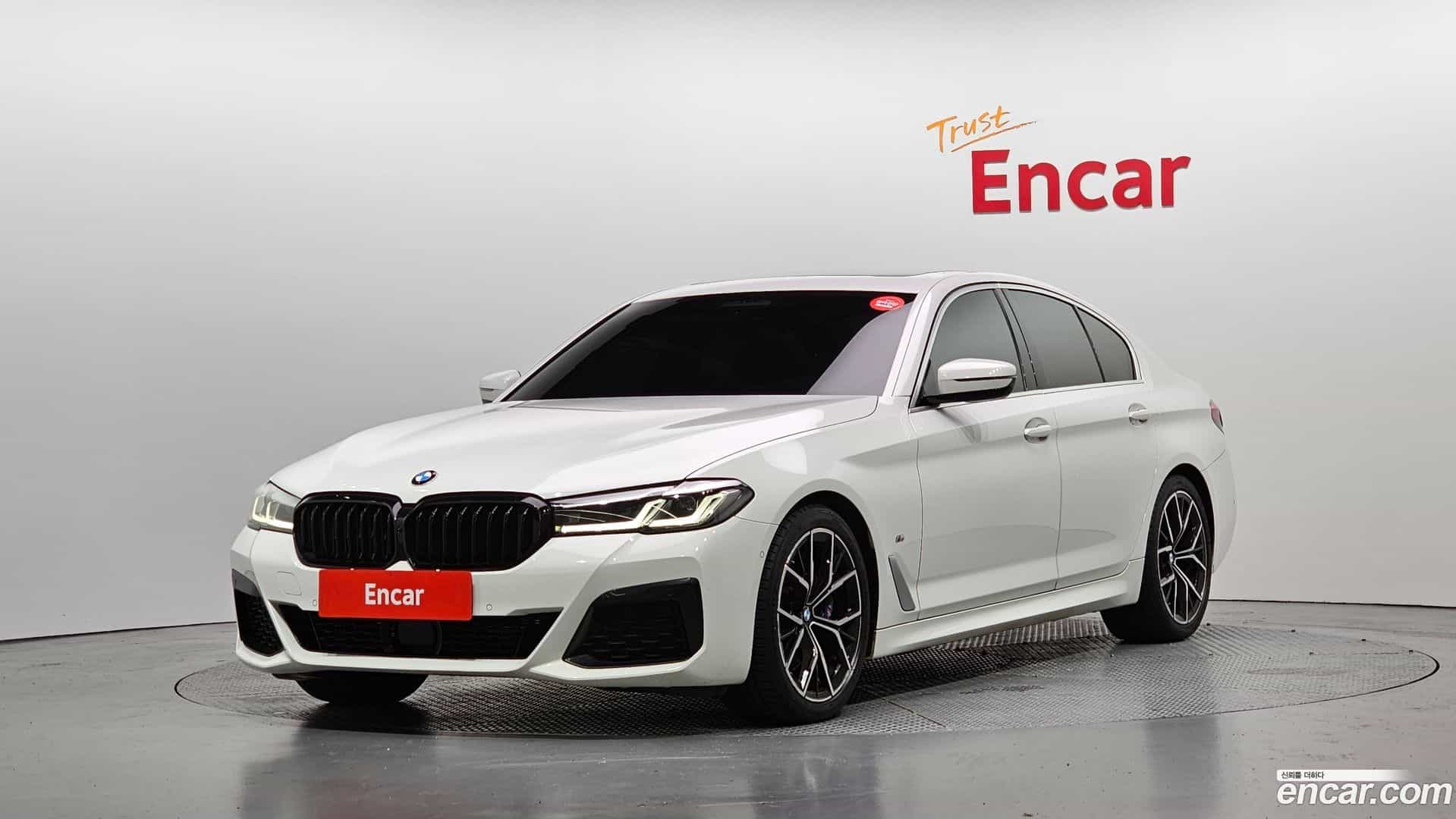 5-Series BMW 2022.7-OUTER-001