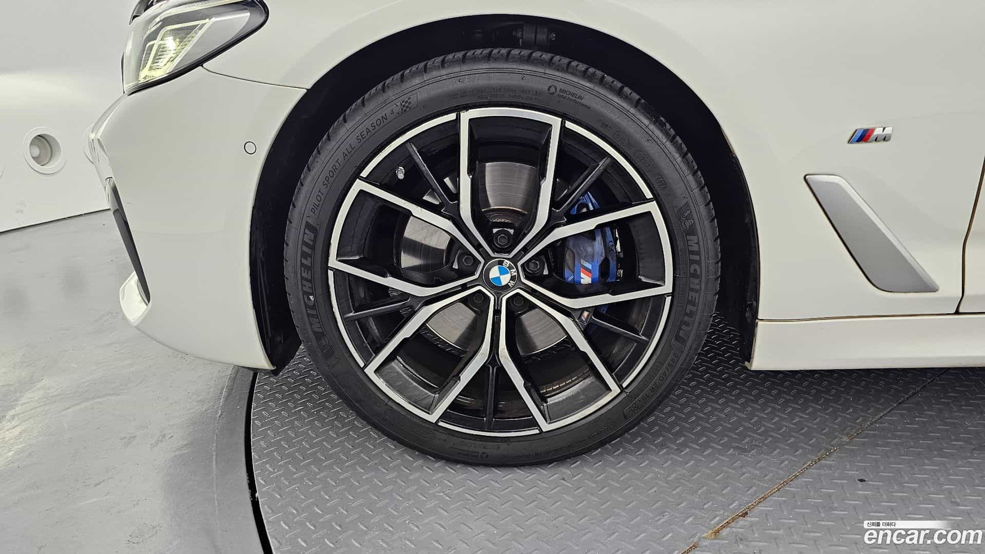 5-Series BMW 2022.7-OUTER-005