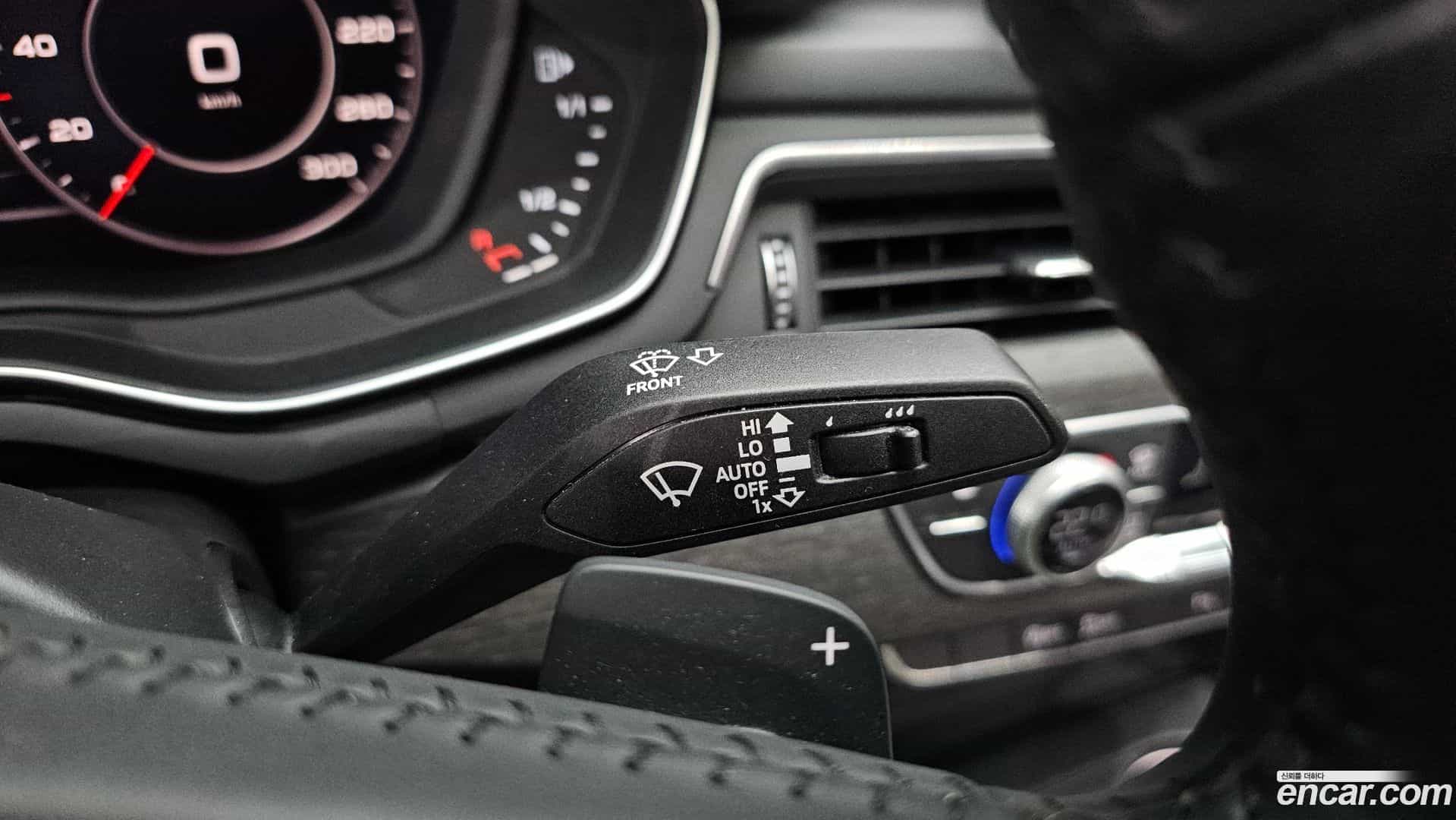A4 Audi 2018.6-OPTION-040