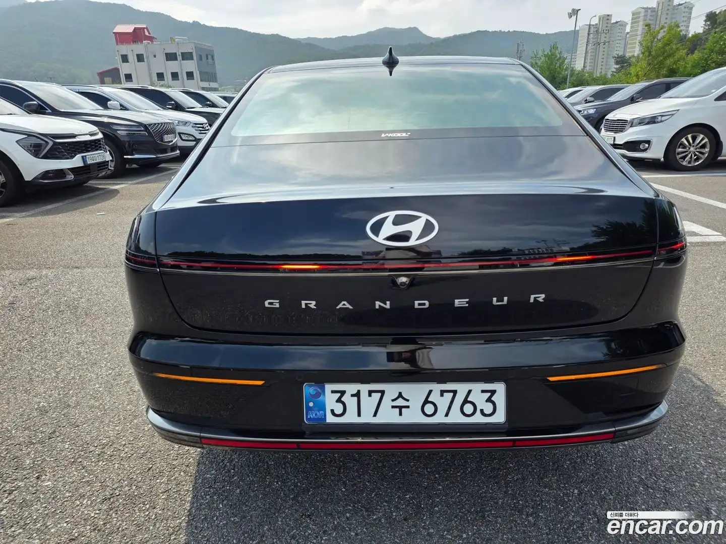 Grandeur Hyundai 2023.11-OUTER-006