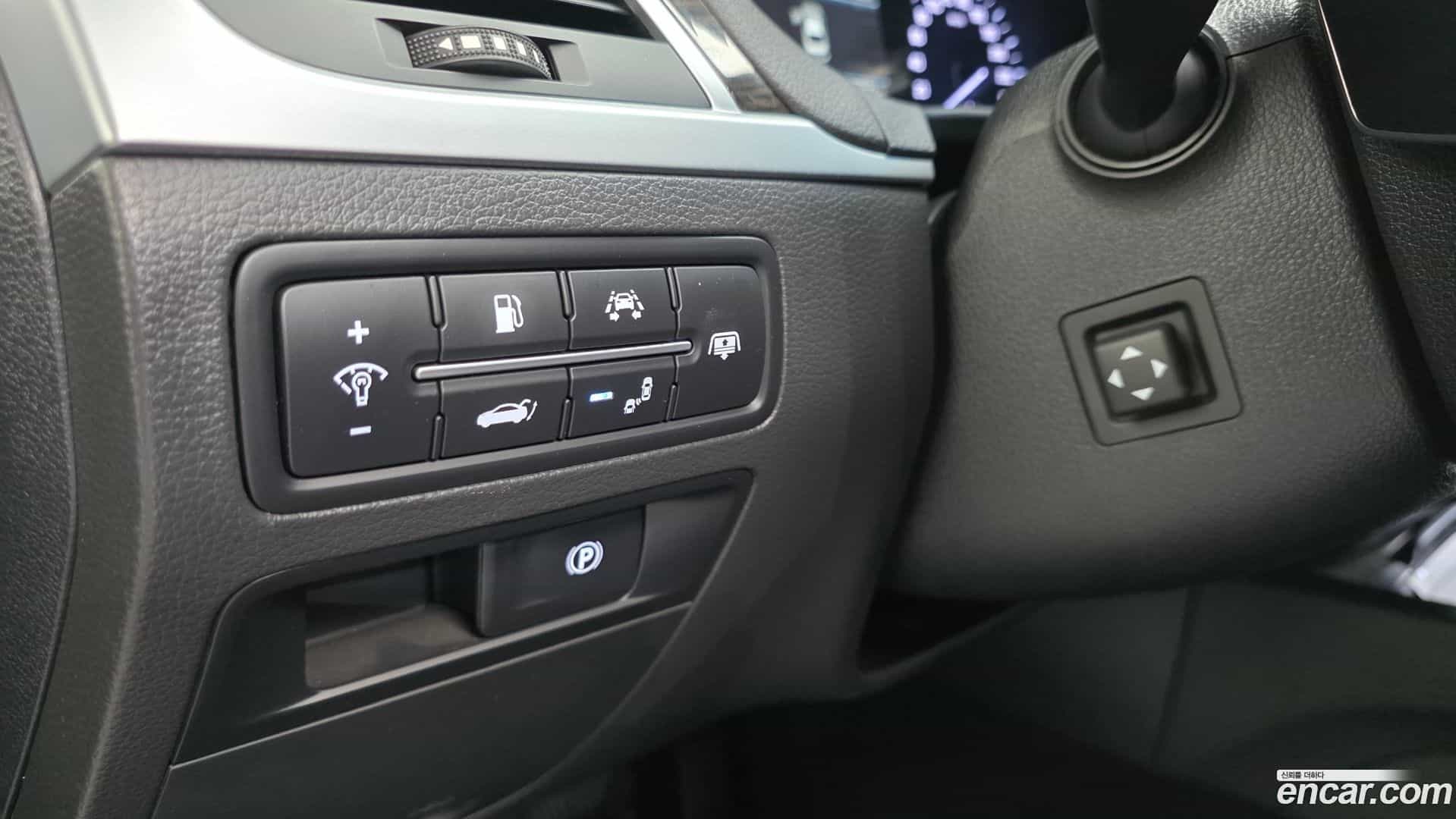 G80 Genesis 2018.6-OPTION-053