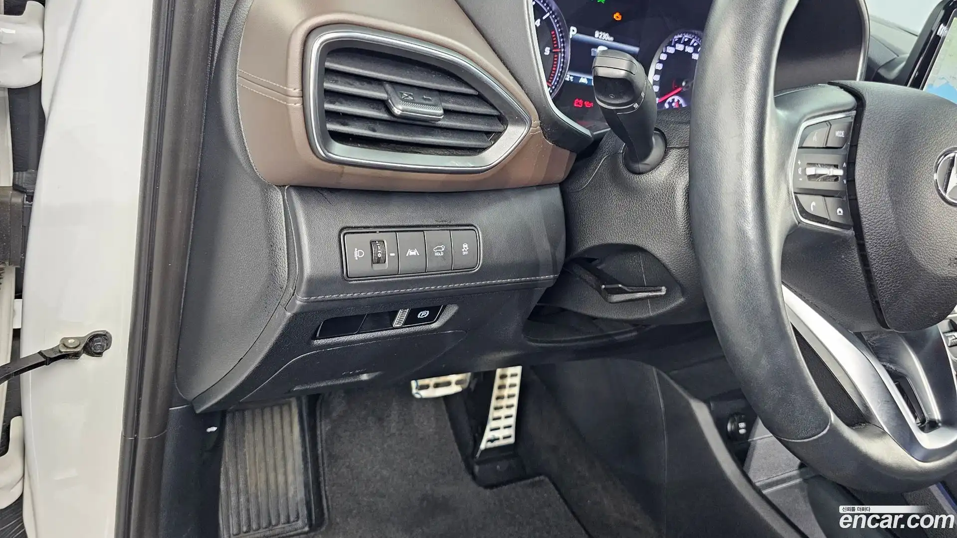 Santafe Hyundai 2023.1-OPTION-021