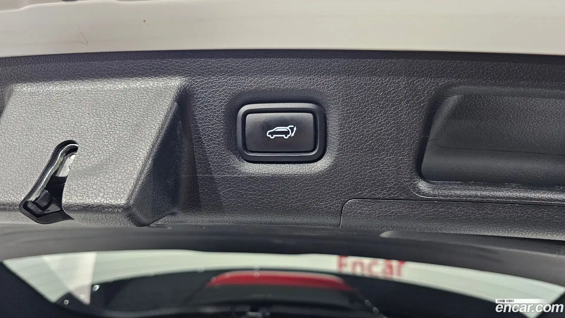 Santafe Hyundai 2023.1-OPTION-024