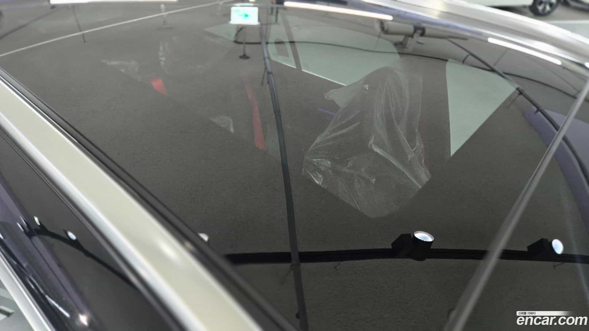 GLC-Class Mercedes-Benz 2025.11-OPTION-018