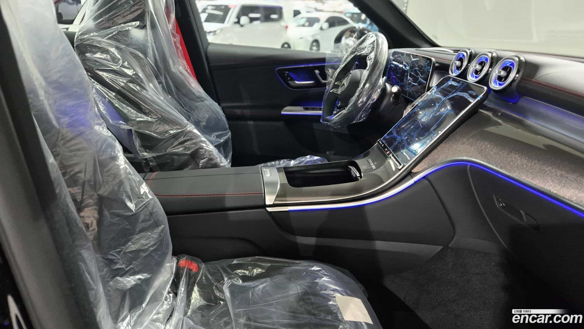 GLC-Class Mercedes-Benz 2025.11-OPTION-022