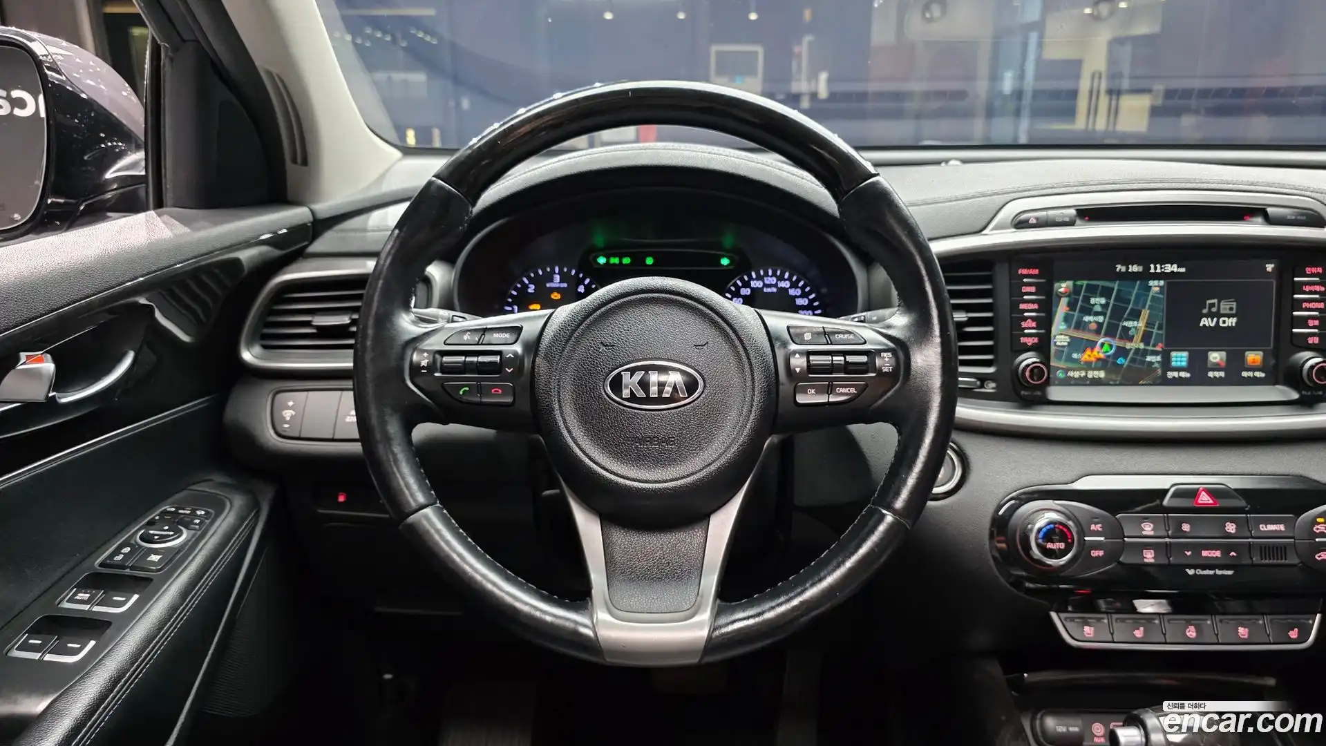 Sorento Kia 2015.0-OPTION-018
