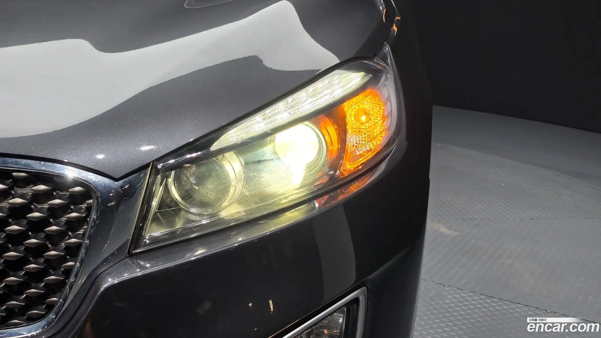 Sorento Kia 2015.0-OUTER-032
