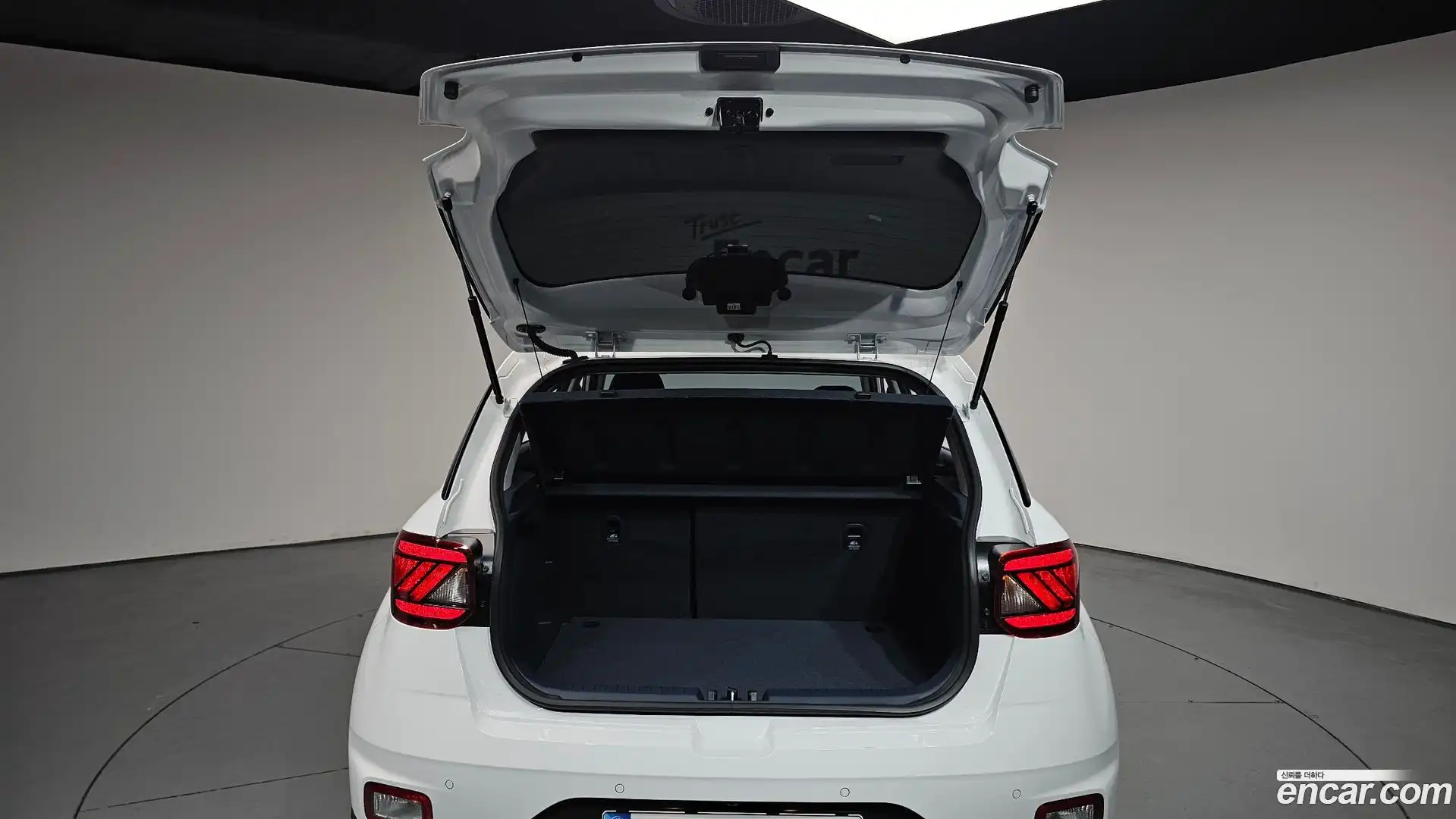 Venue Hyundai 2025.5-OPTION-047