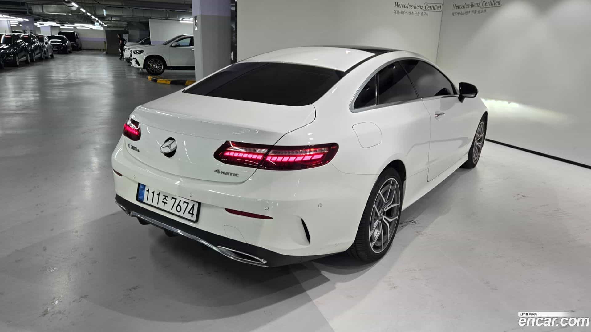 E-Class Mercedes-Benz 2022.6-OUTER-004