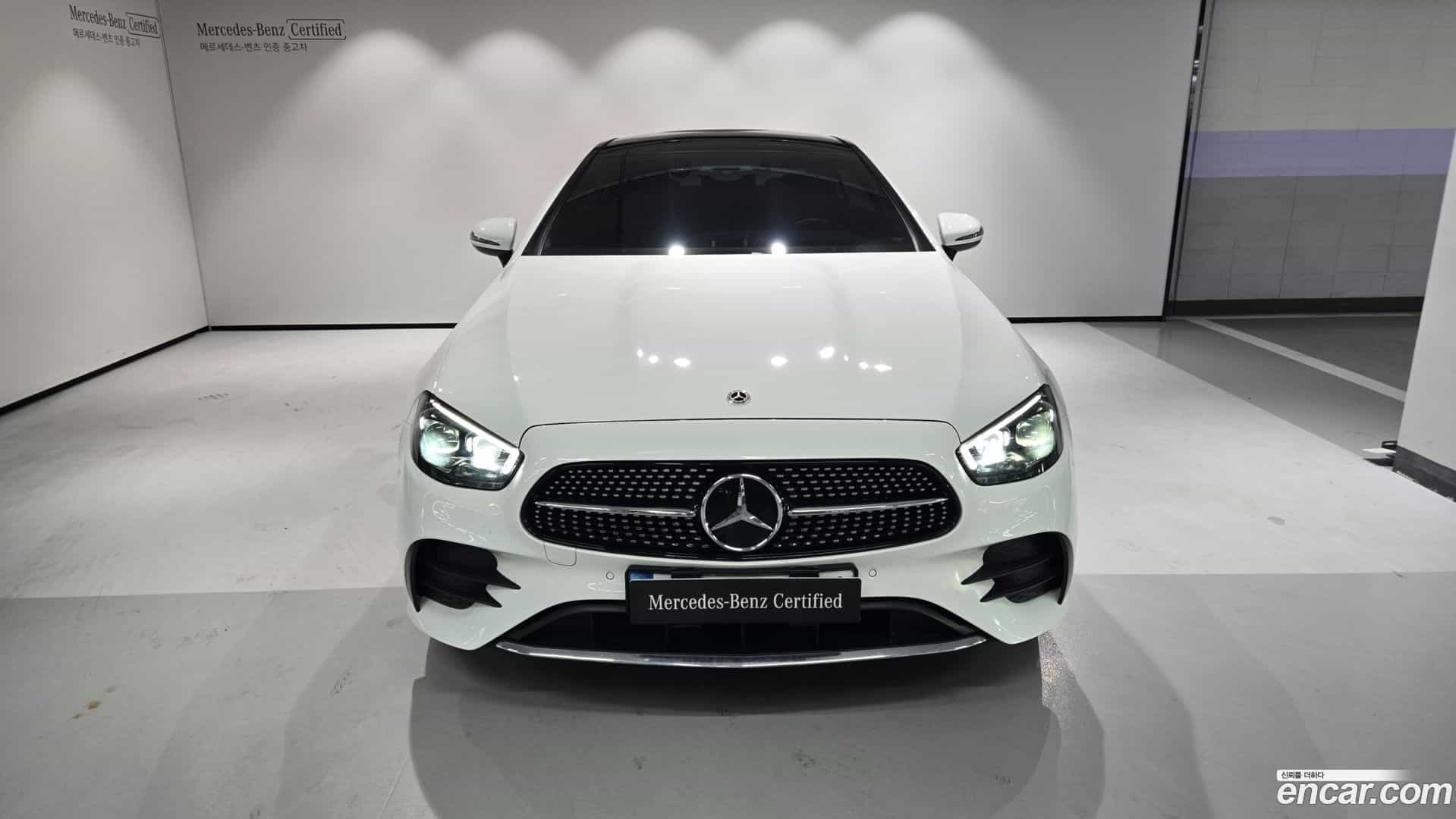 E-Class Mercedes-Benz 2022.6-OUTER-006