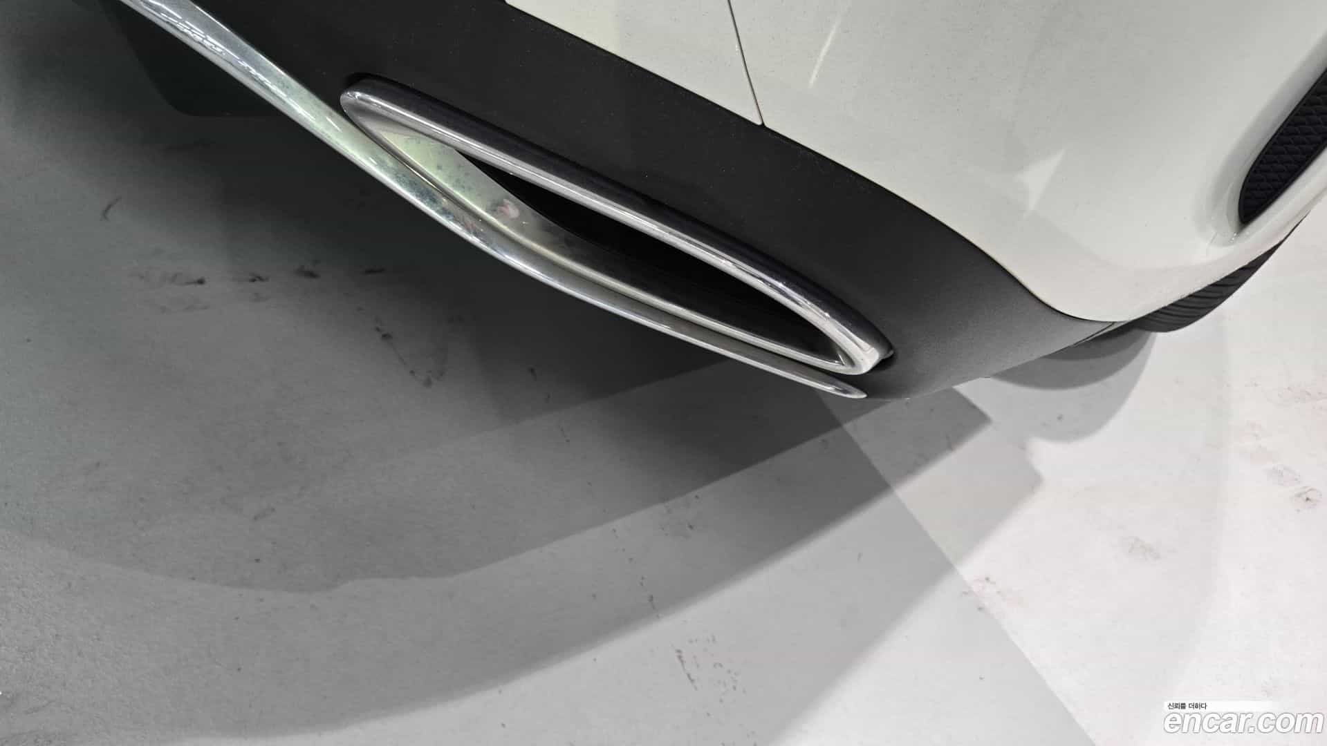 E-Class Mercedes-Benz 2022.6-OPTION-015