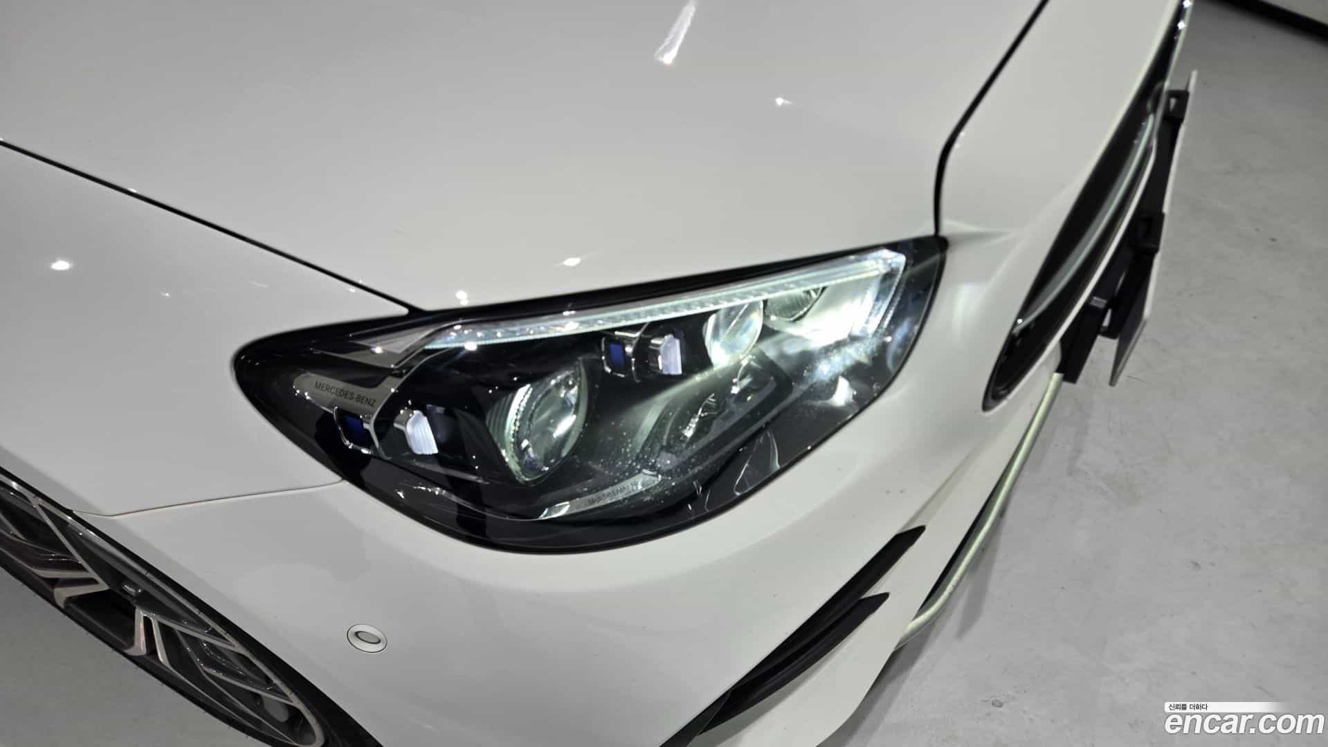 E-Class Mercedes-Benz 2022.6-OPTION-016
