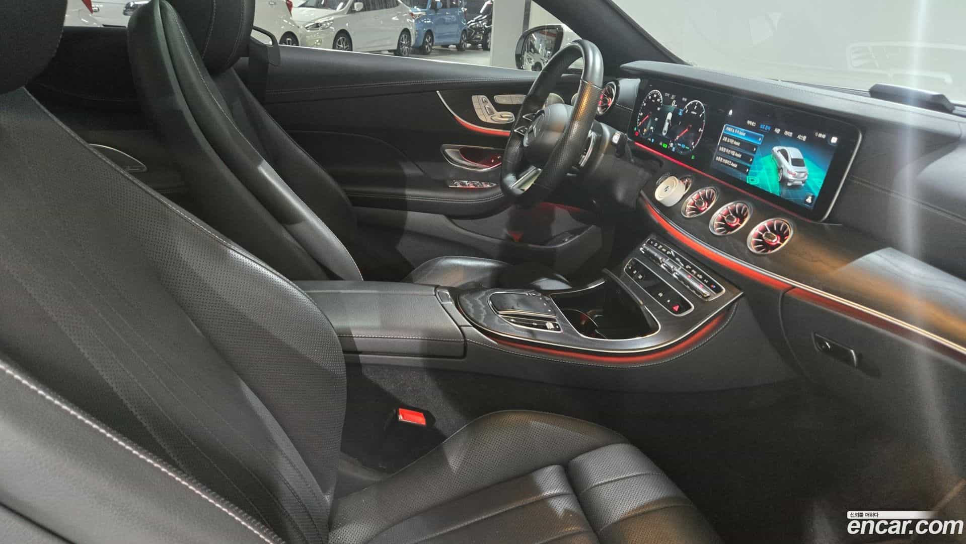 E-Class Mercedes-Benz 2022.6-OPTION-022