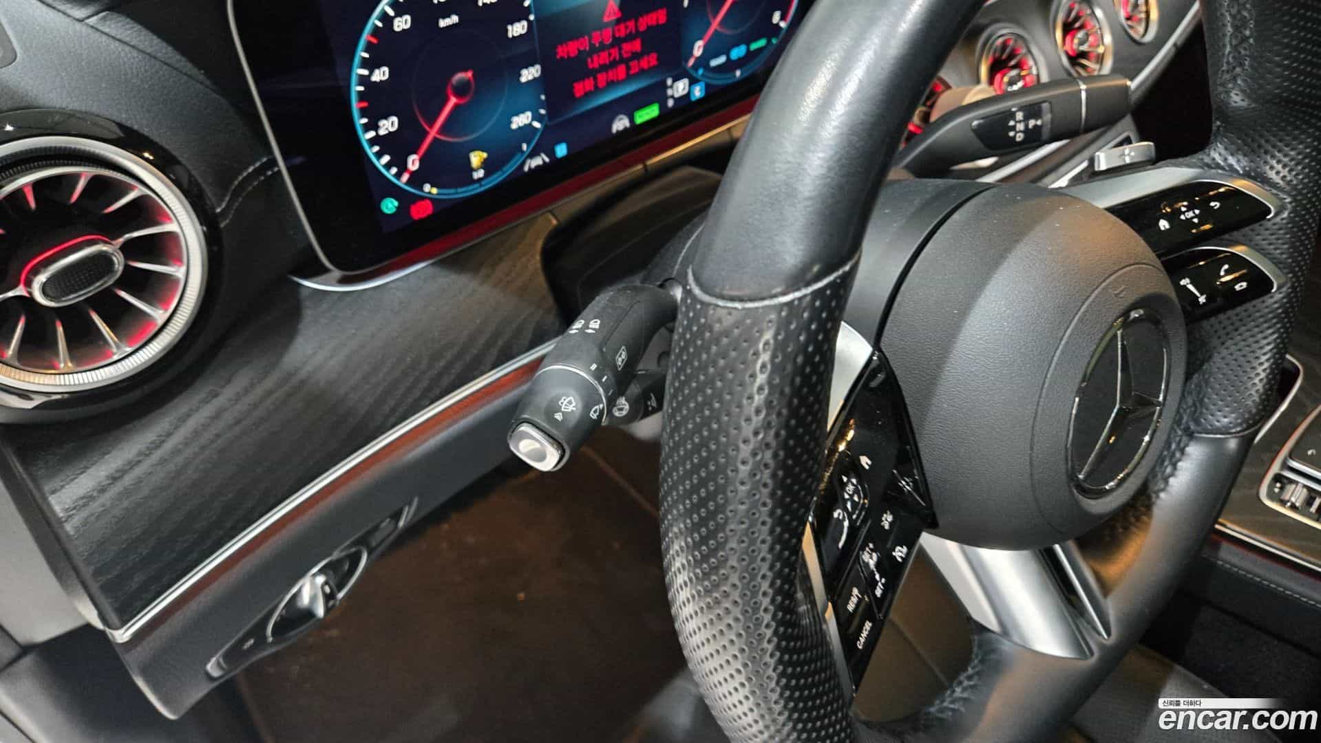 E-Class Mercedes-Benz 2022.6-OPTION-023