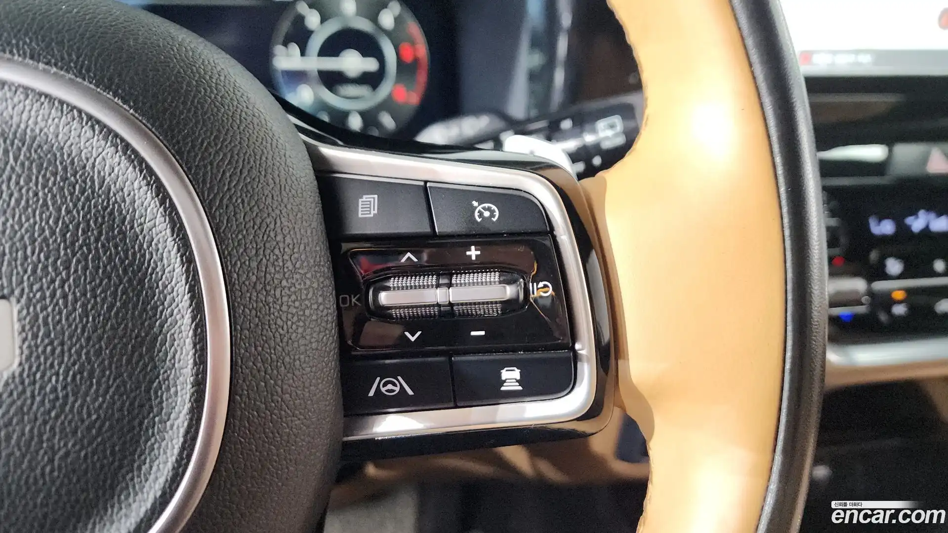 Sorento Kia 2022.7-OPTION-022